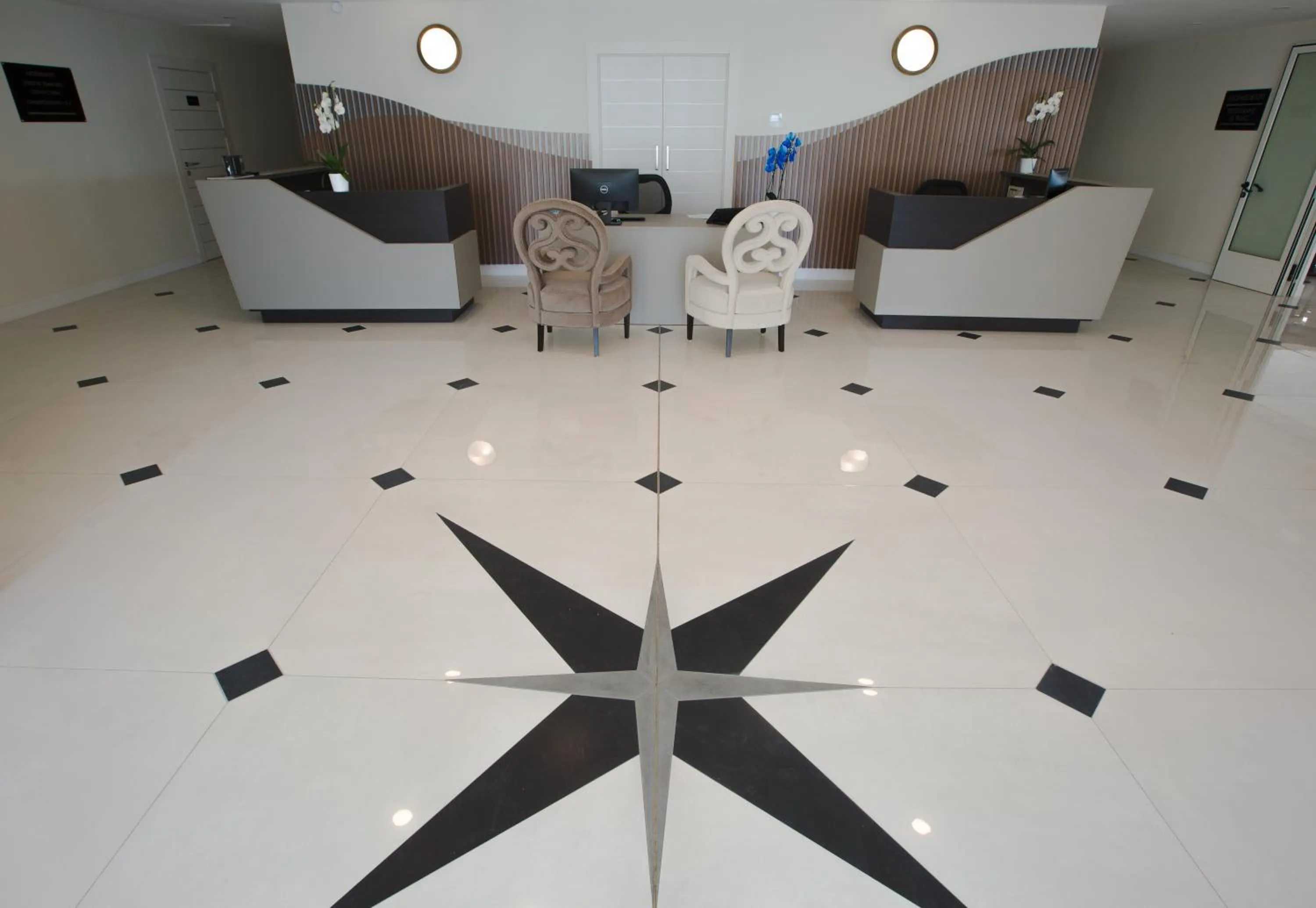 Lobby or reception in Les Terrasses d'Eze - Hôtel & Spa