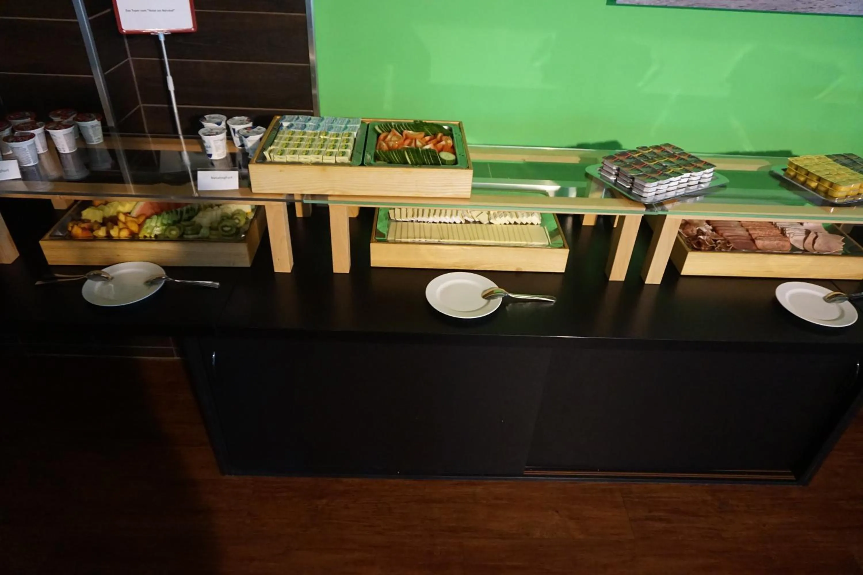 Breakfast in Hotel am Bahnhof