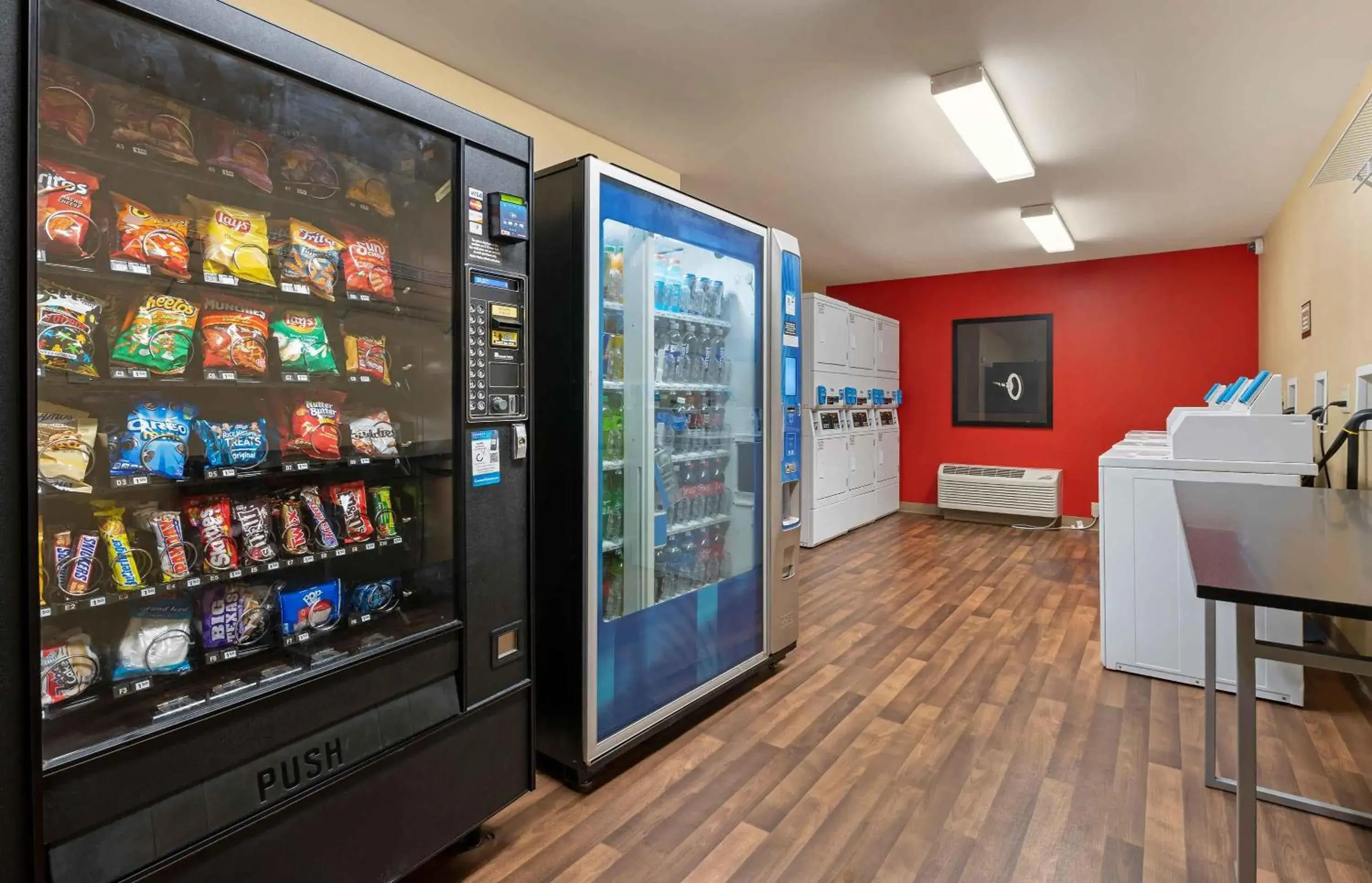 Property building in Extended Stay America Suites - Indianapolis - Castleton Property building in Extended Stay America Suites - Indianapolis - Castleton