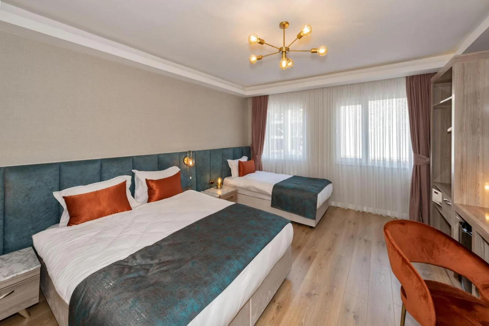 Photo of the whole room, Bed in Nika otel & cafe