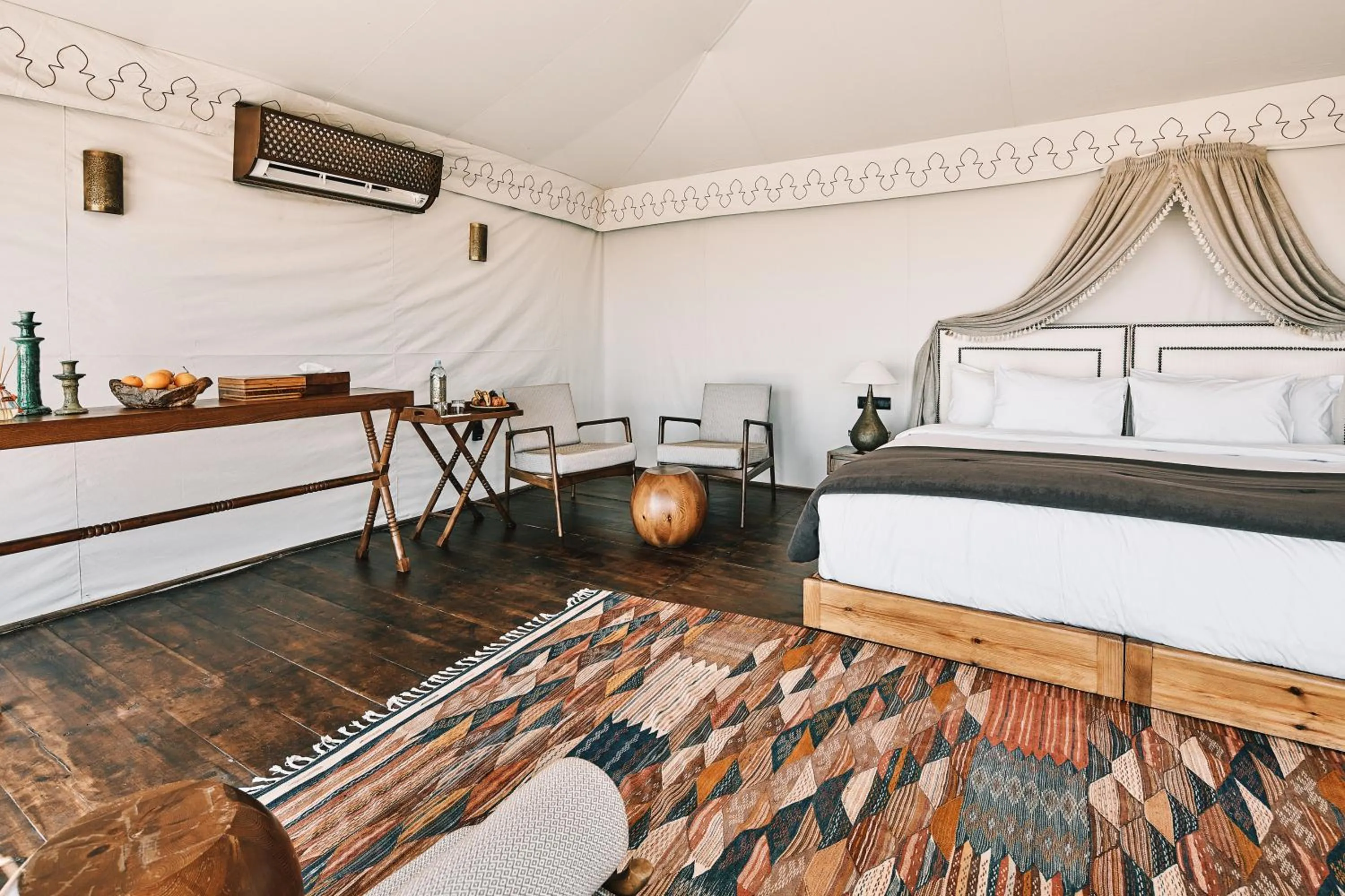 Bed in The White Camel Camp - Agafay Desert Activities