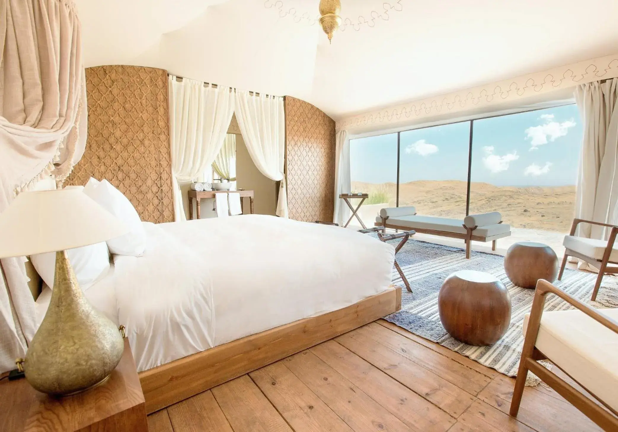 View Lodge in The White Camel View Lodge in The White Camel