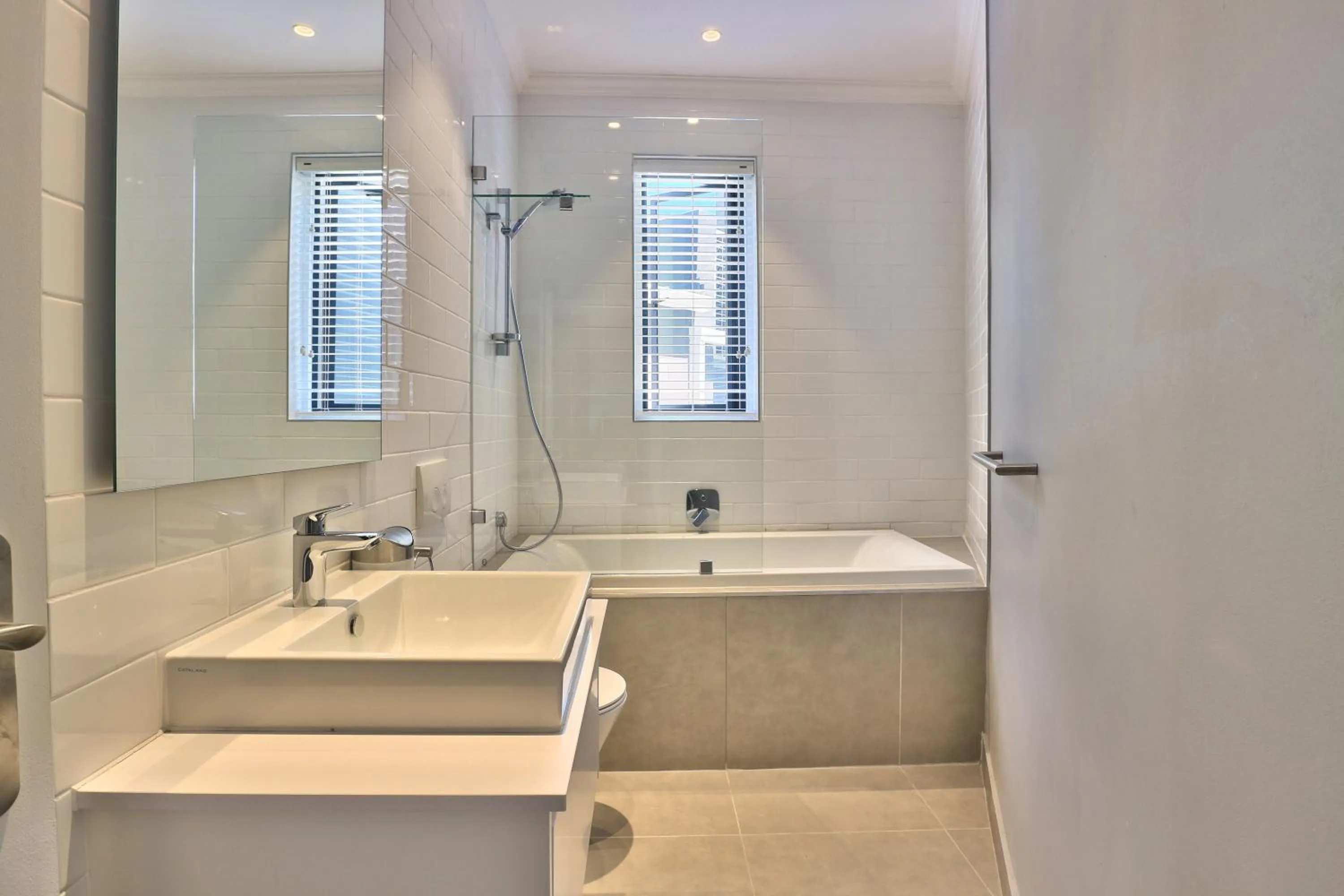 Warwick Mansions 7