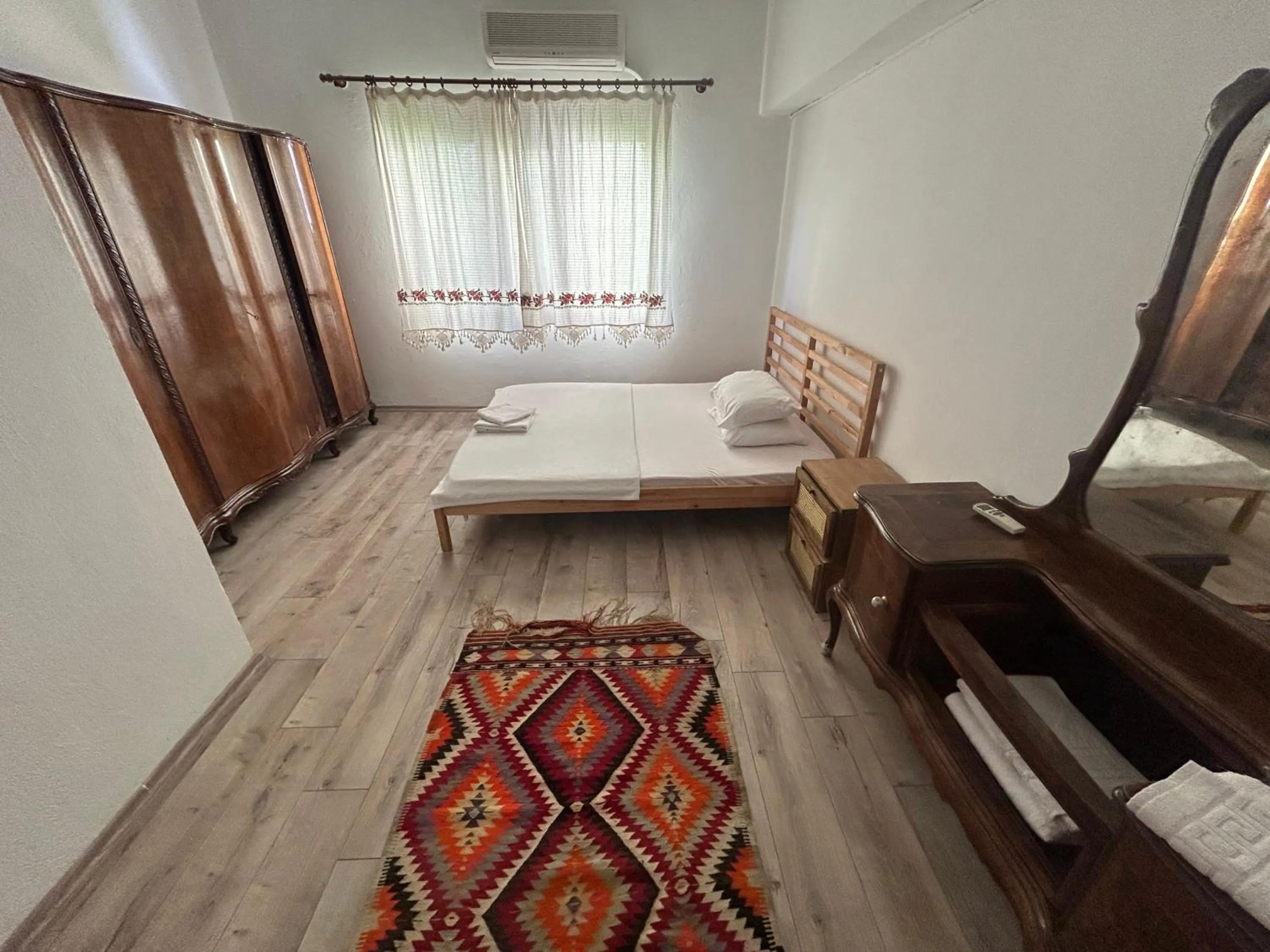 Bed in Bayraktar Konağı City Center