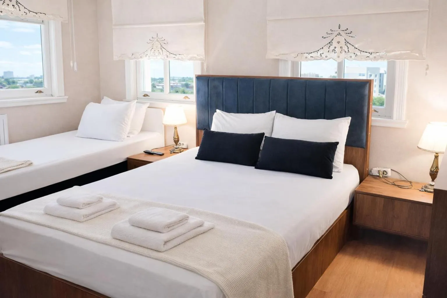 Bedroom, Bed in valide-maide hotel