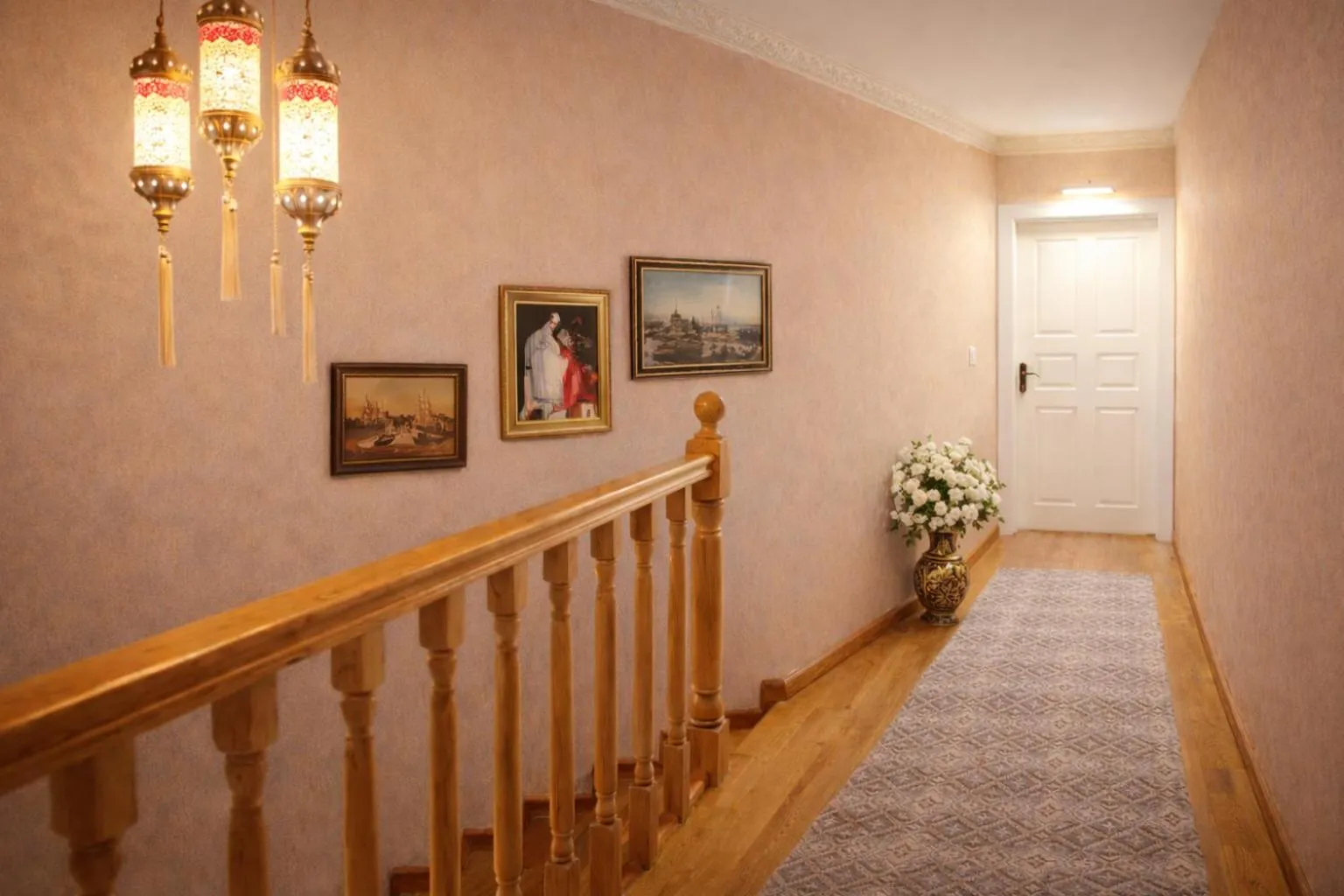 Decorative detail in valide-maide hotel