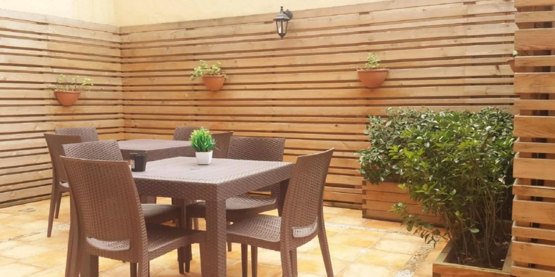 Day in Valide i Suit