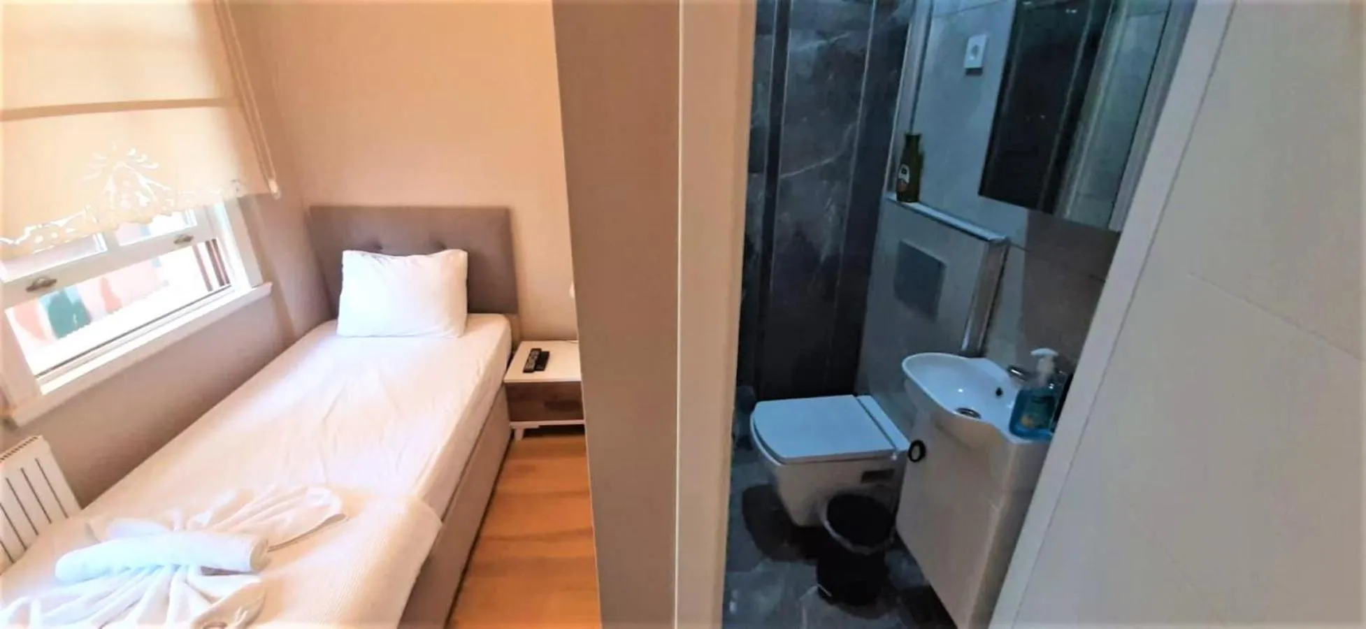 Bathroom, Bed in Valide i Suit
