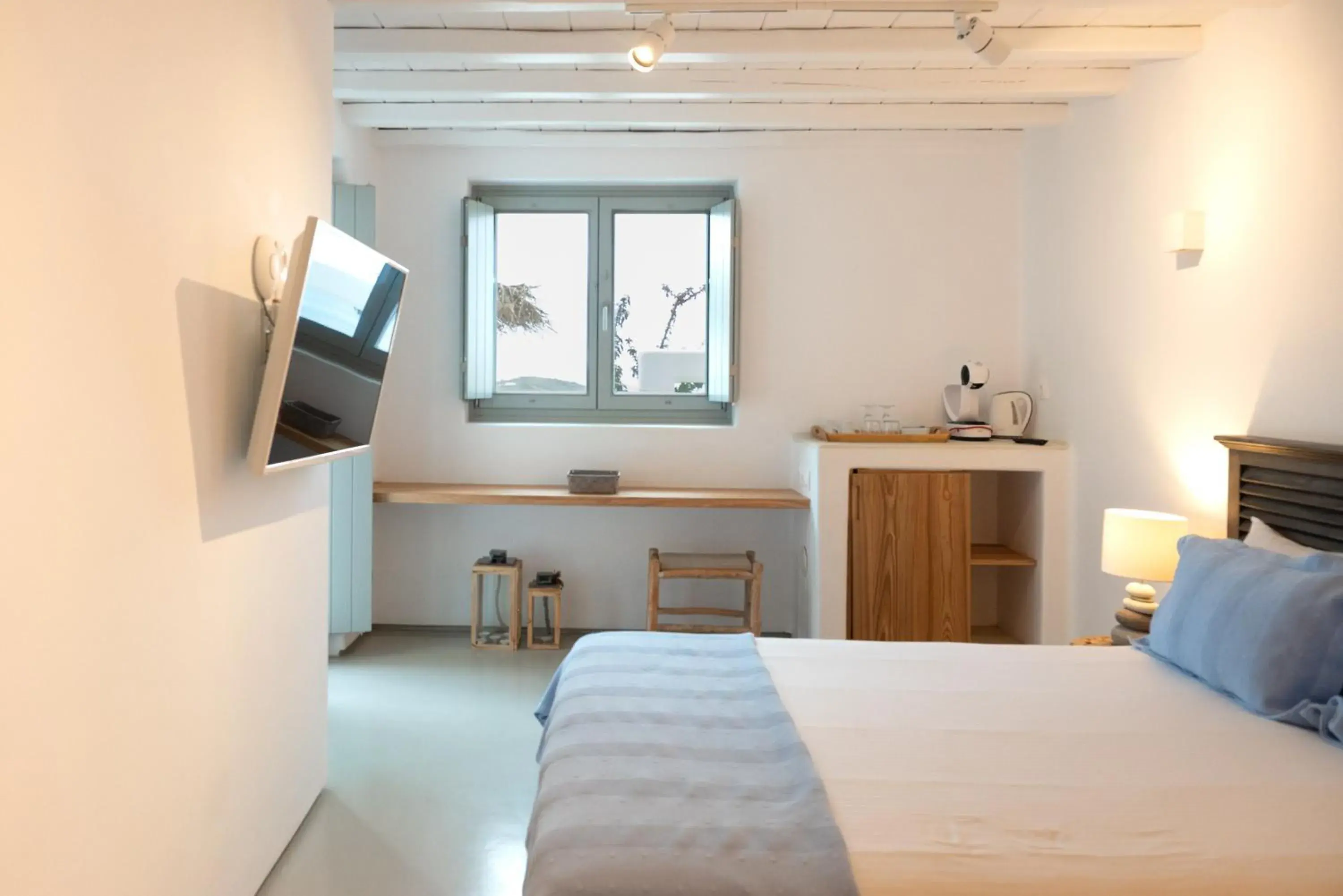 Queen Suite in The Summit of Mykonos Queen Suite in The Summit of Mykonos