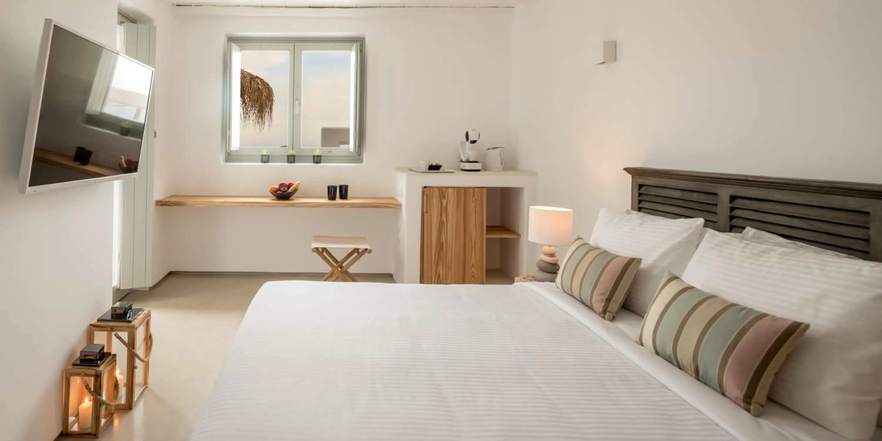 Bedroom, Bed in The Summit of Mykonos