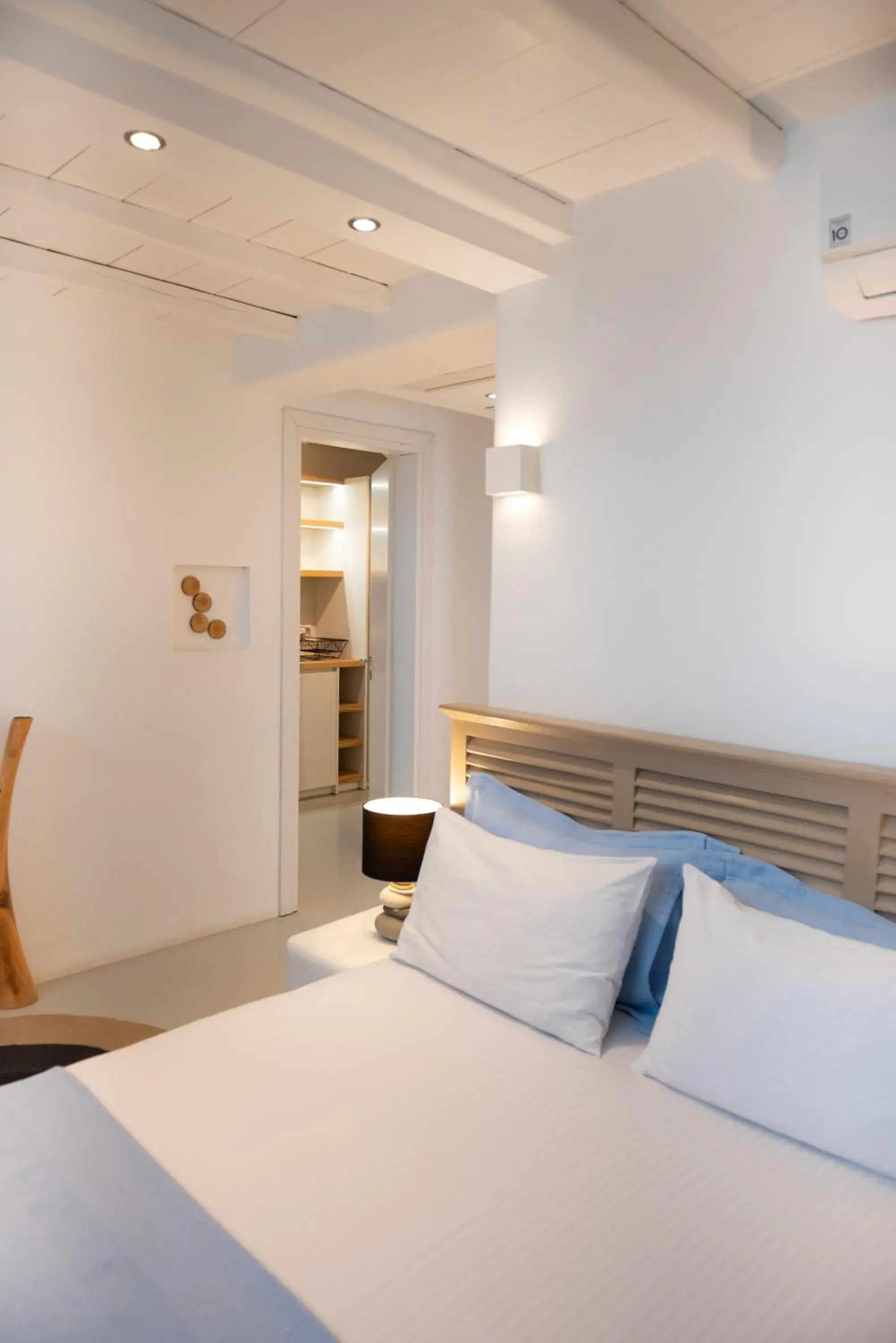 King Suite in The Summit of Mykonos King Suite in The Summit of Mykonos