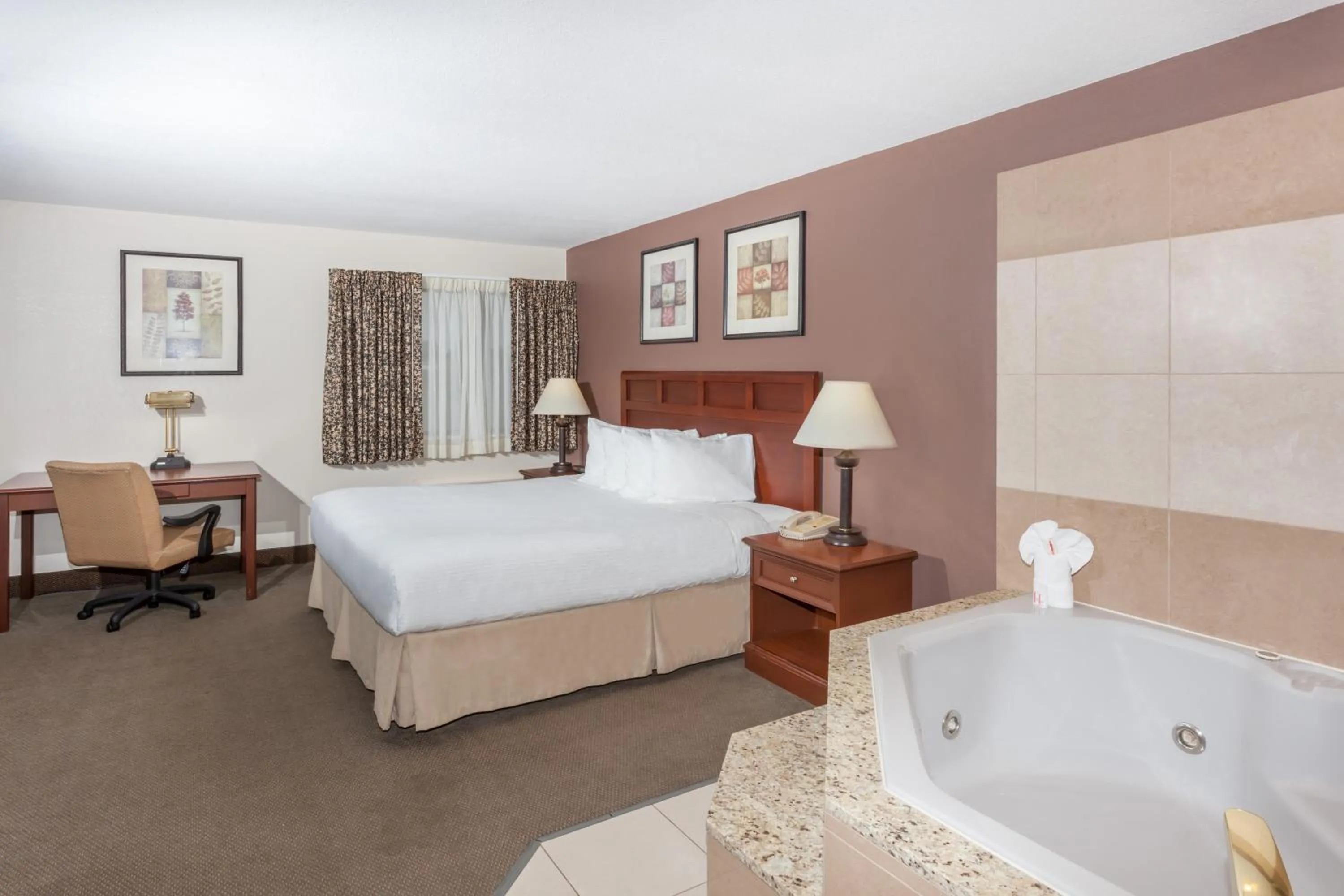 Bedroom, Bed in Baymont by Wyndham Tuscola