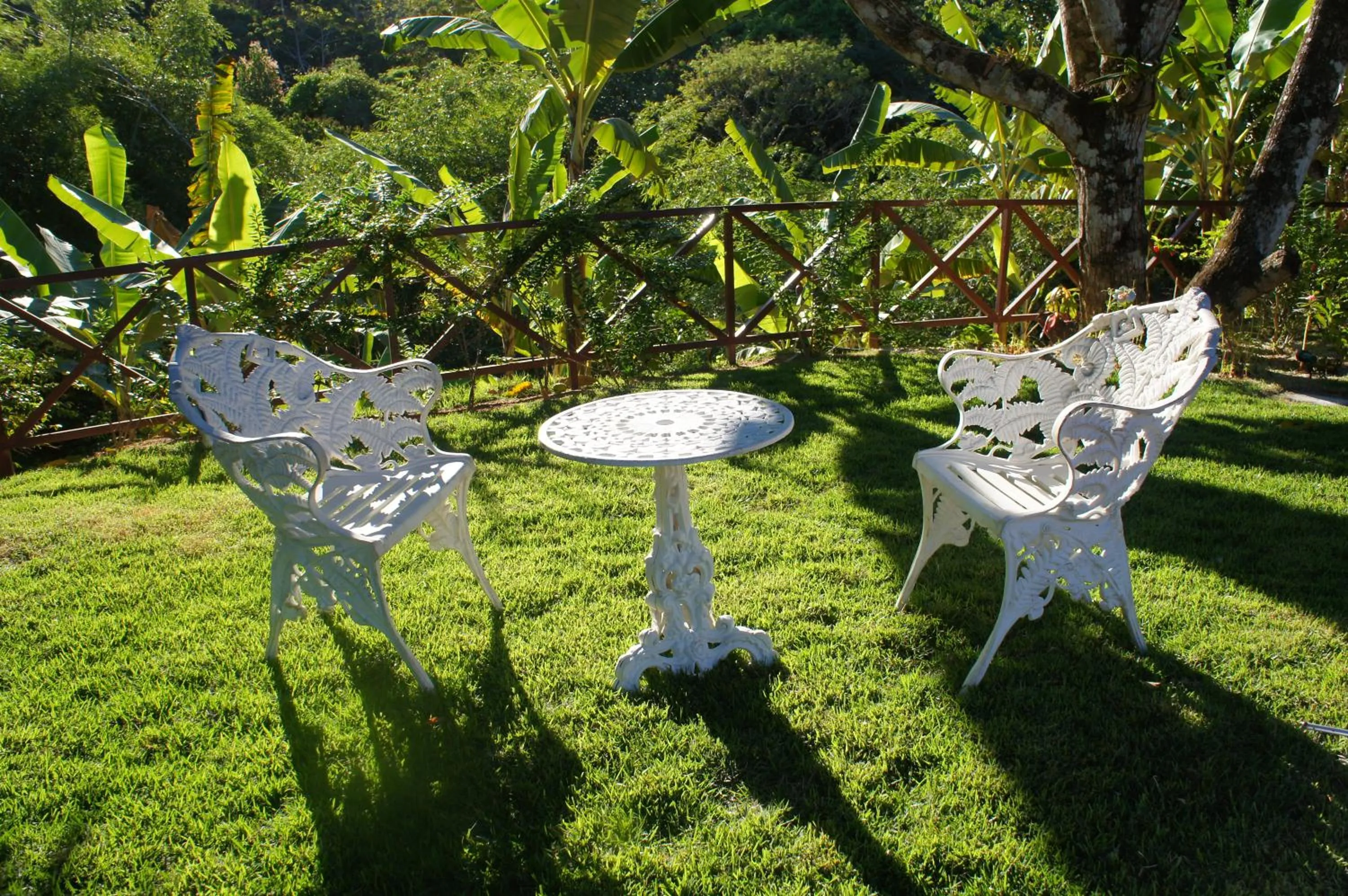 HOTEL CANTINHO DAS FLORES