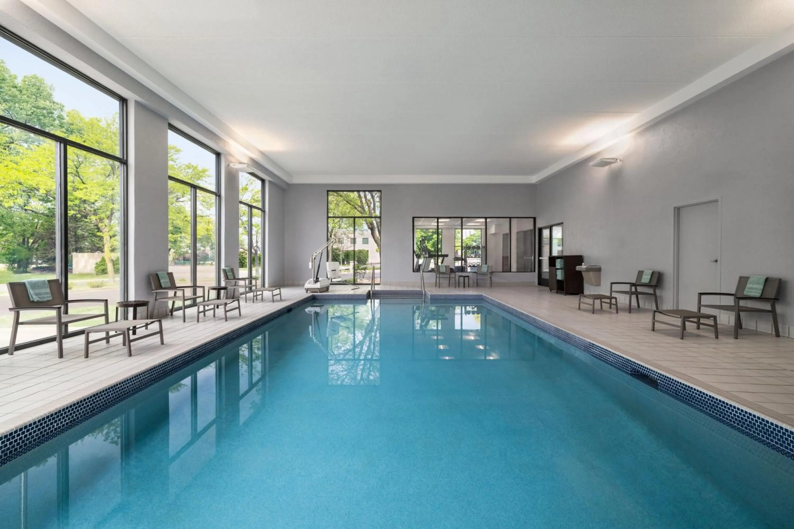 Swimming pool in Fairfield by Marriott Inn & Suites Madison South