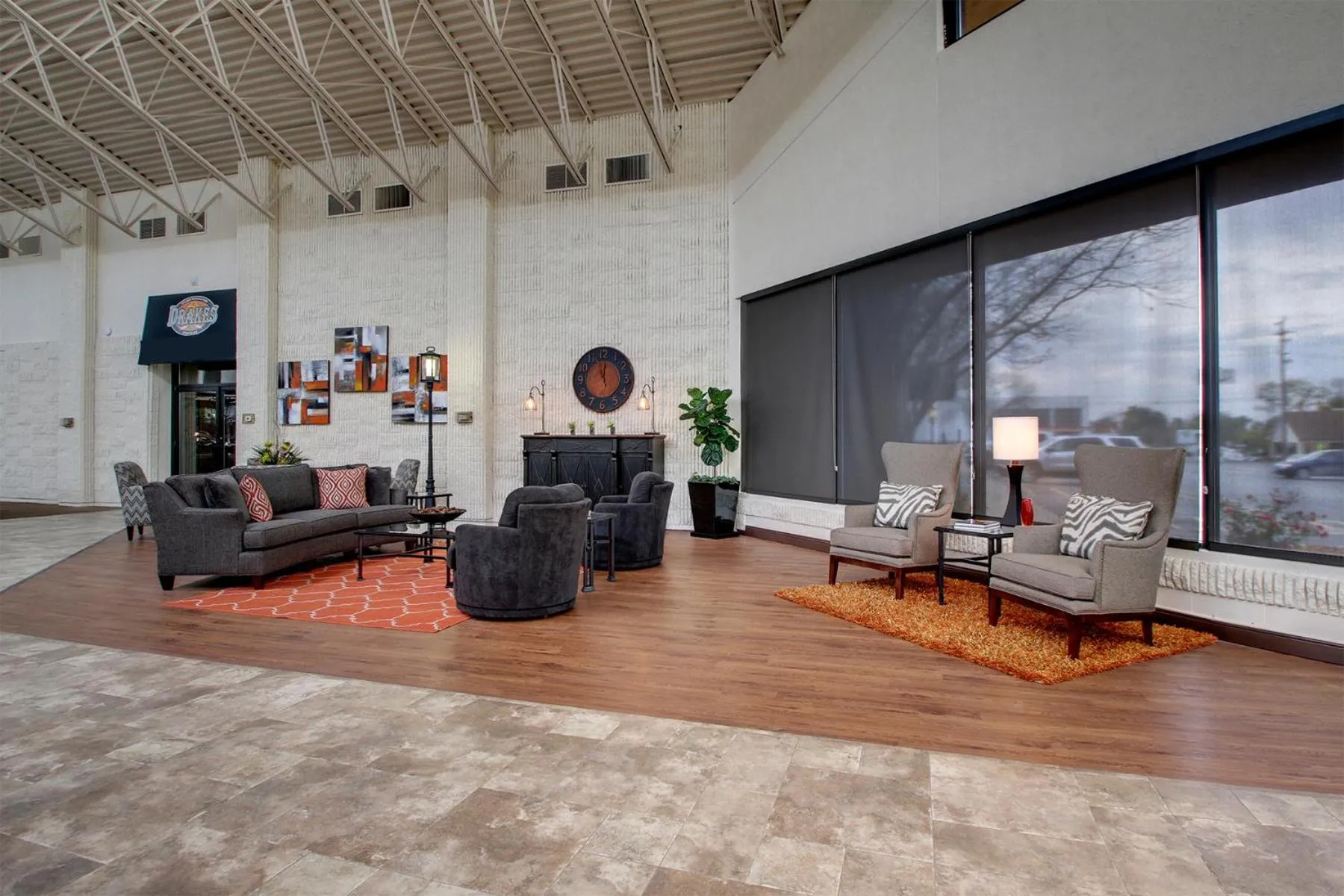 Lobby or reception in The Atrium Hotel on Third
