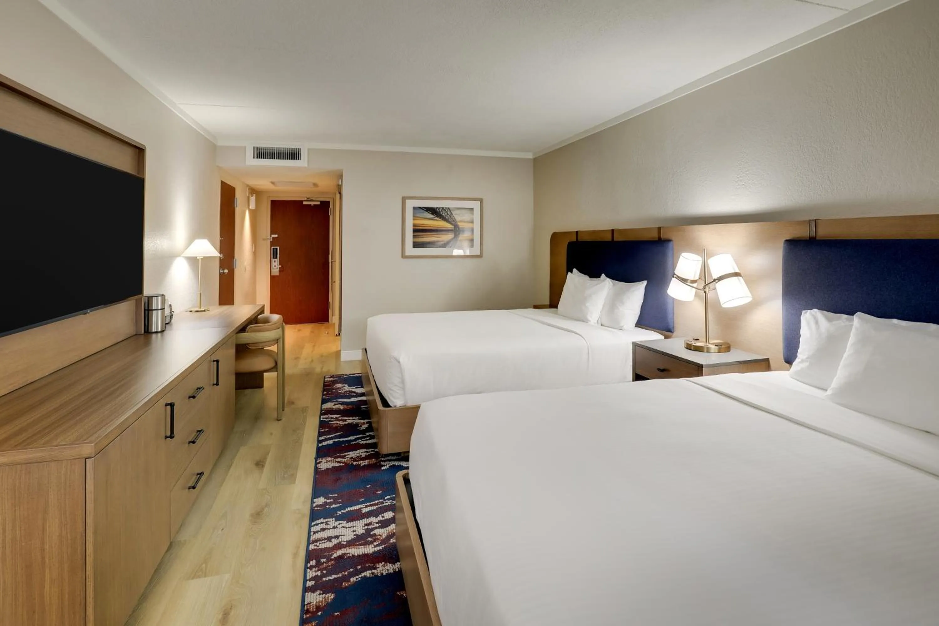 Bed in The Atrium Hotel on Third