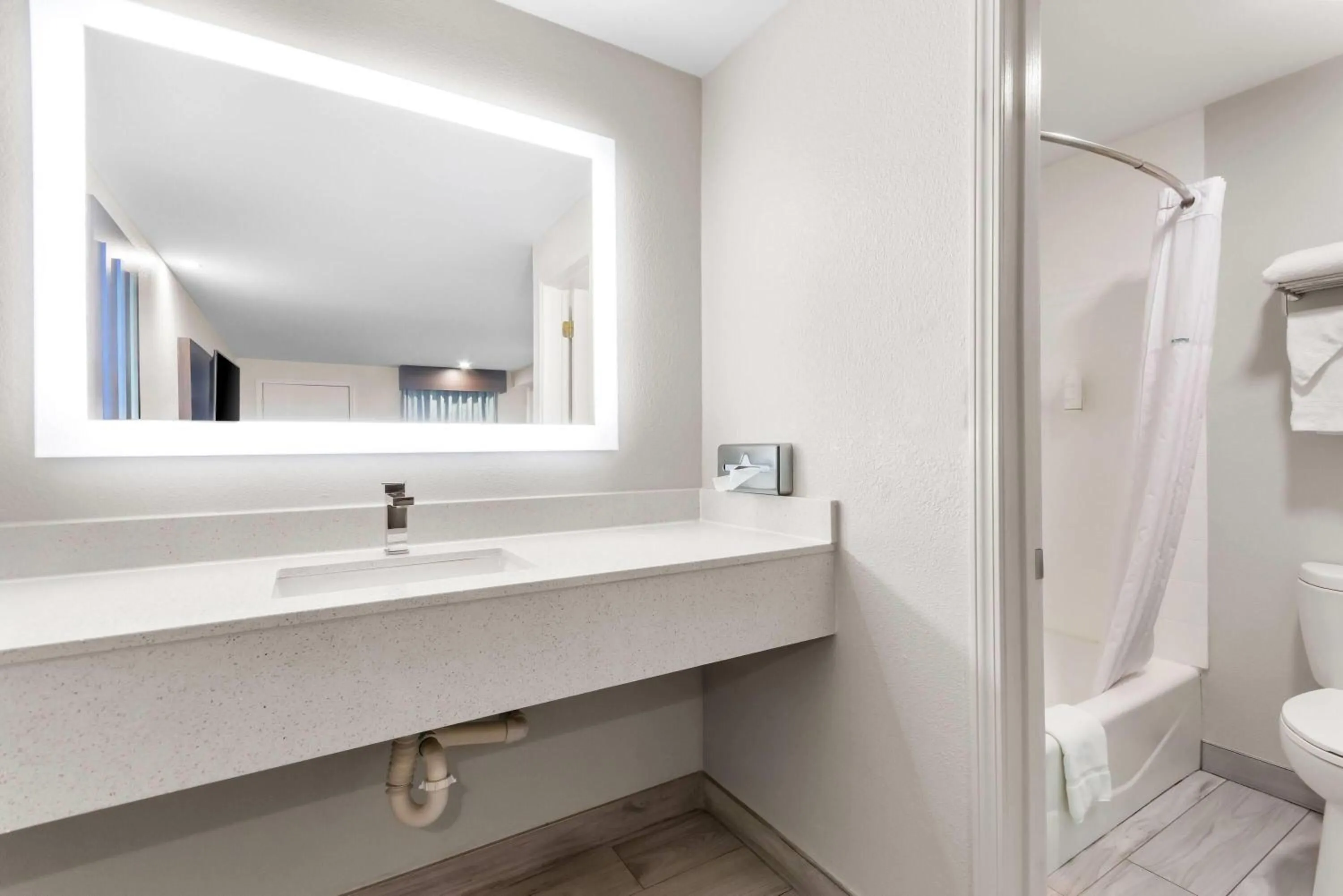 Bathroom in Days Inn by Wyndham Indianapolis East Post Road