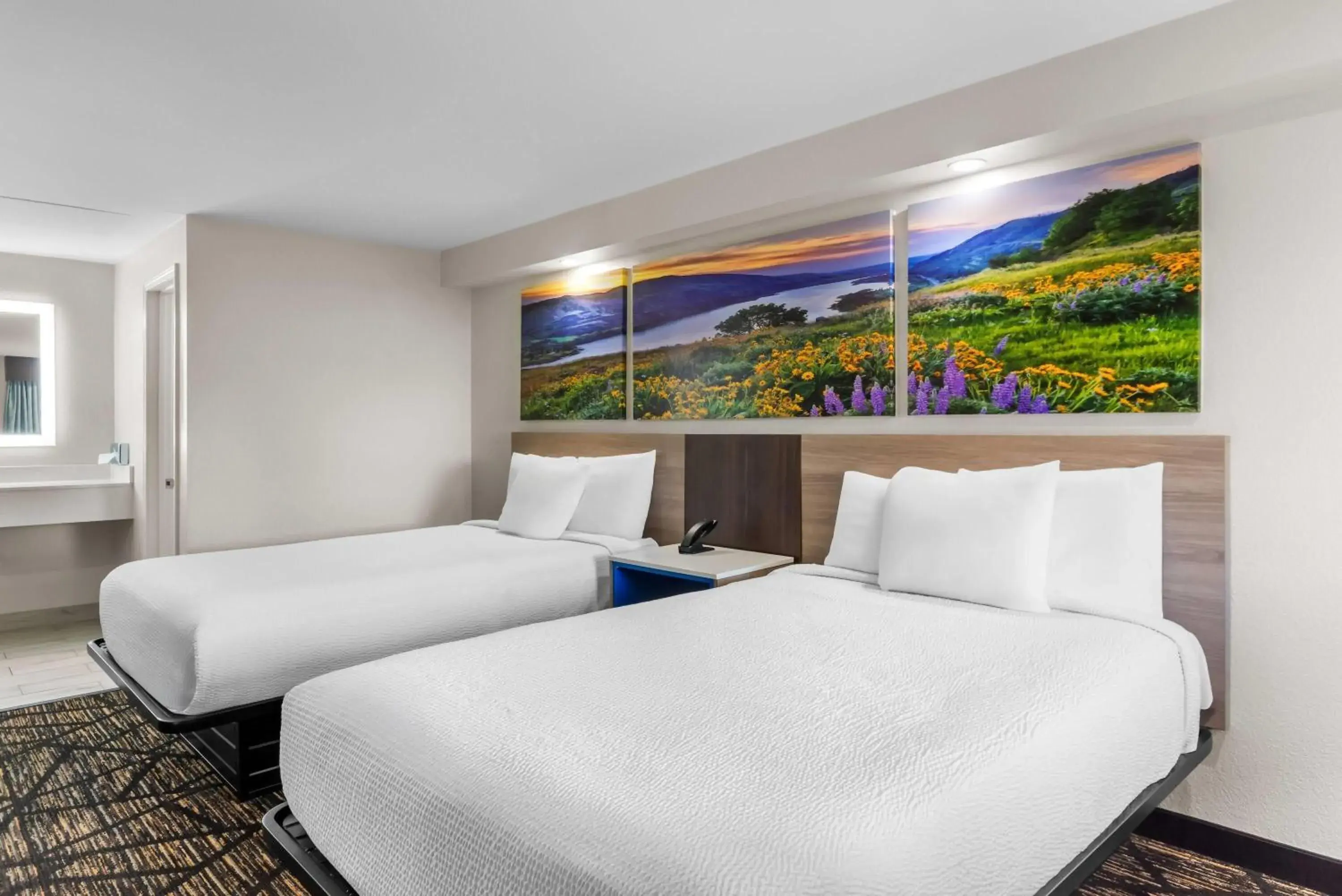 Bed in Days Inn by Wyndham Indianapolis East Post Road Bed in Days Inn by Wyndham Indianapolis East Post Road