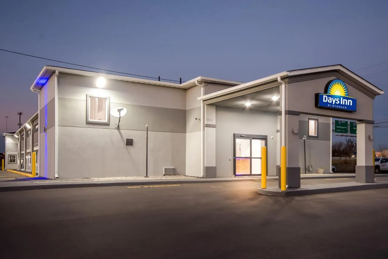 Days Inn by Wyndham Indianapolis East Post Road