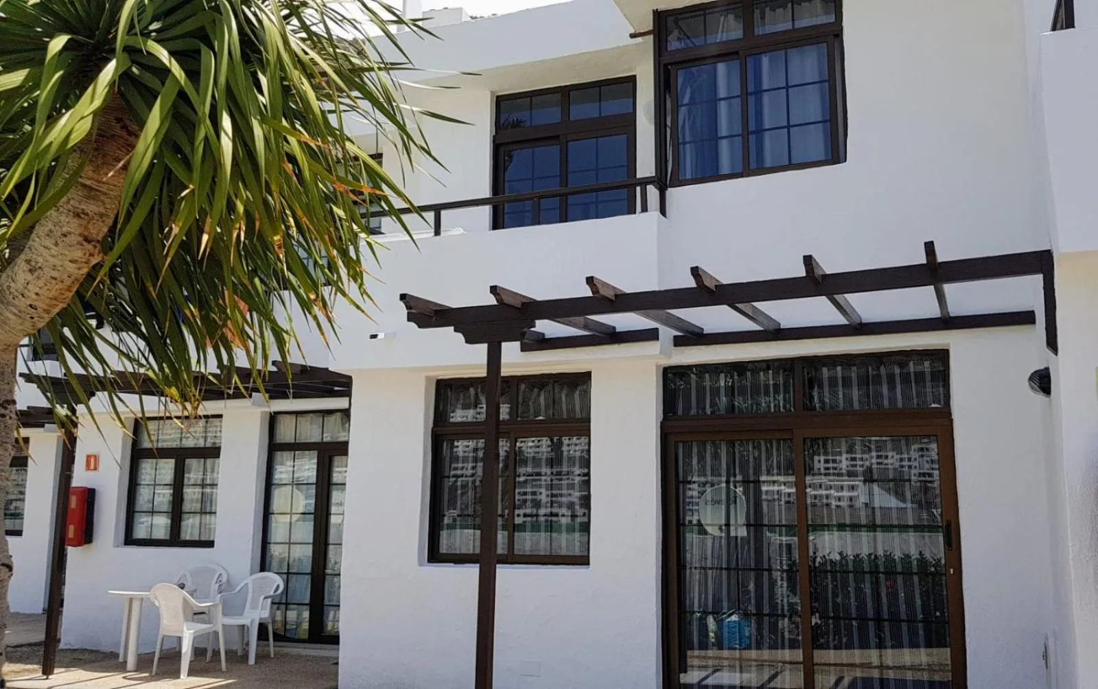 Las Fresas Apartments