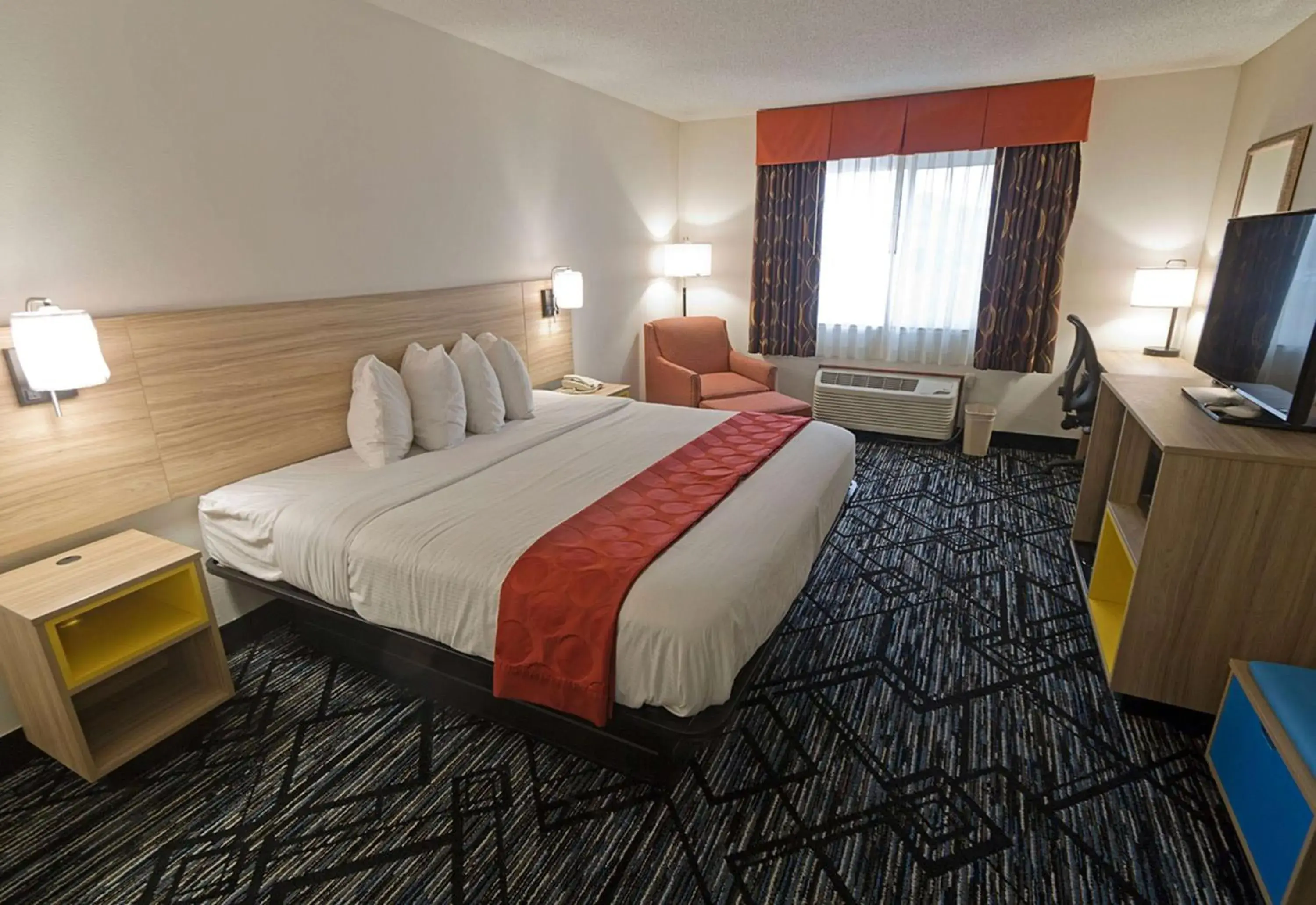 1 King Bed, Accessible Room, Non-Smoking in Ramada Limited Decatur 1 King Bed, Accessible Room, Non-Smoking in Ramada Limited Decatur