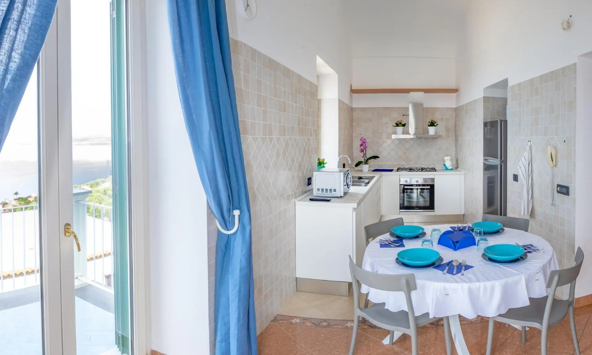 Kitchen or kitchenette in Casa MareLuna