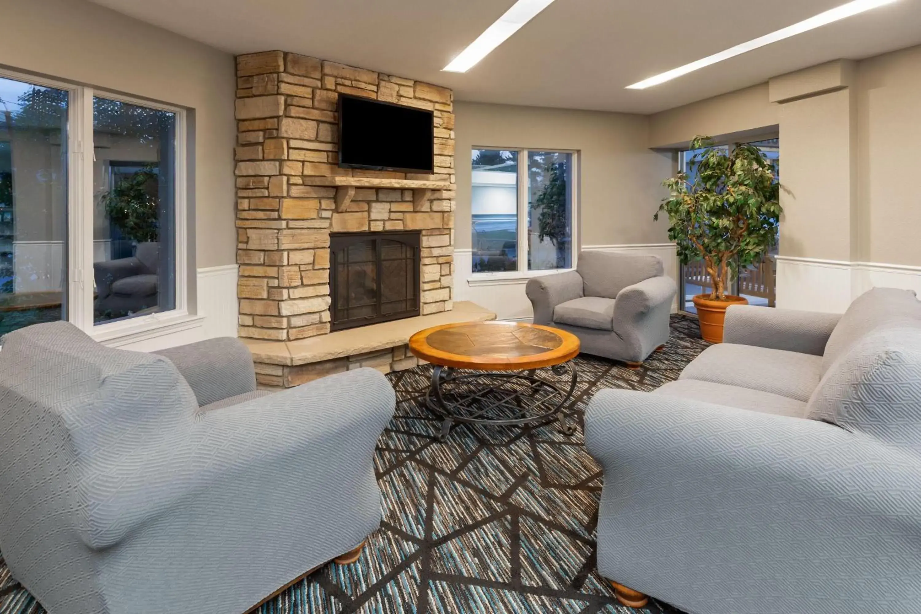 Lobby or reception in Super 8 by Wyndham Traverse City Lobby or reception in Super 8 by Wyndham Traverse City