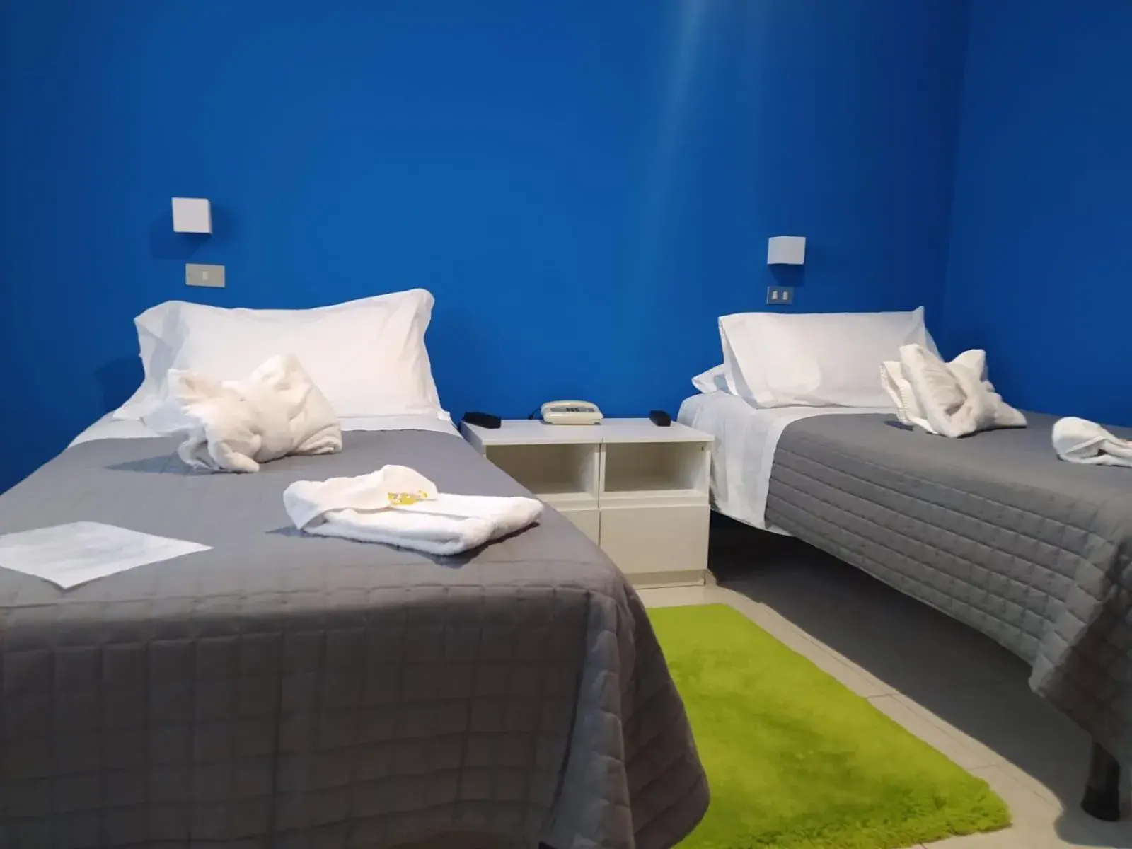 Twin Room in Hotel Baiardo Twin Room in Hotel Baiardo