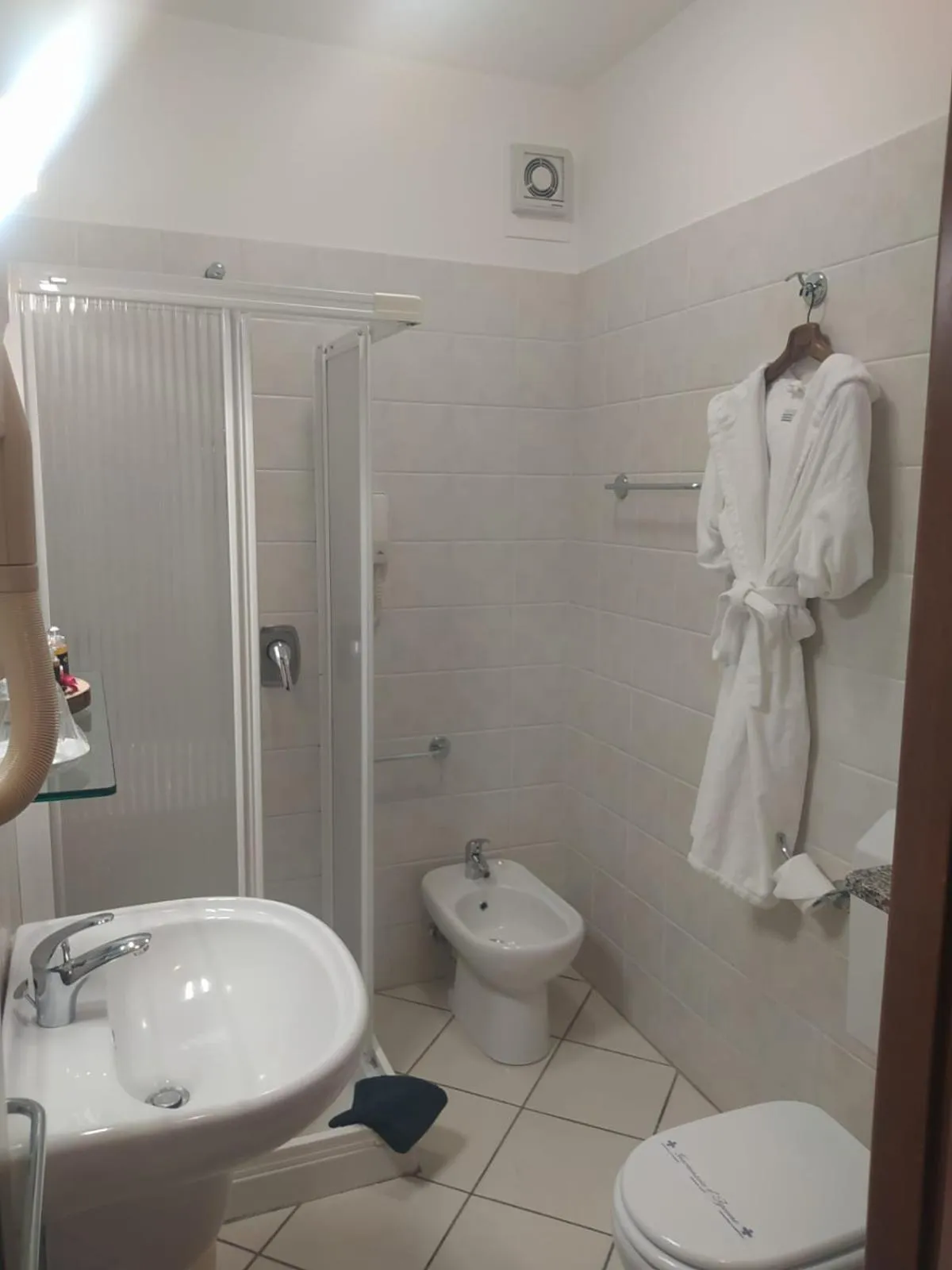 Bathroom in Hotel Baiardo