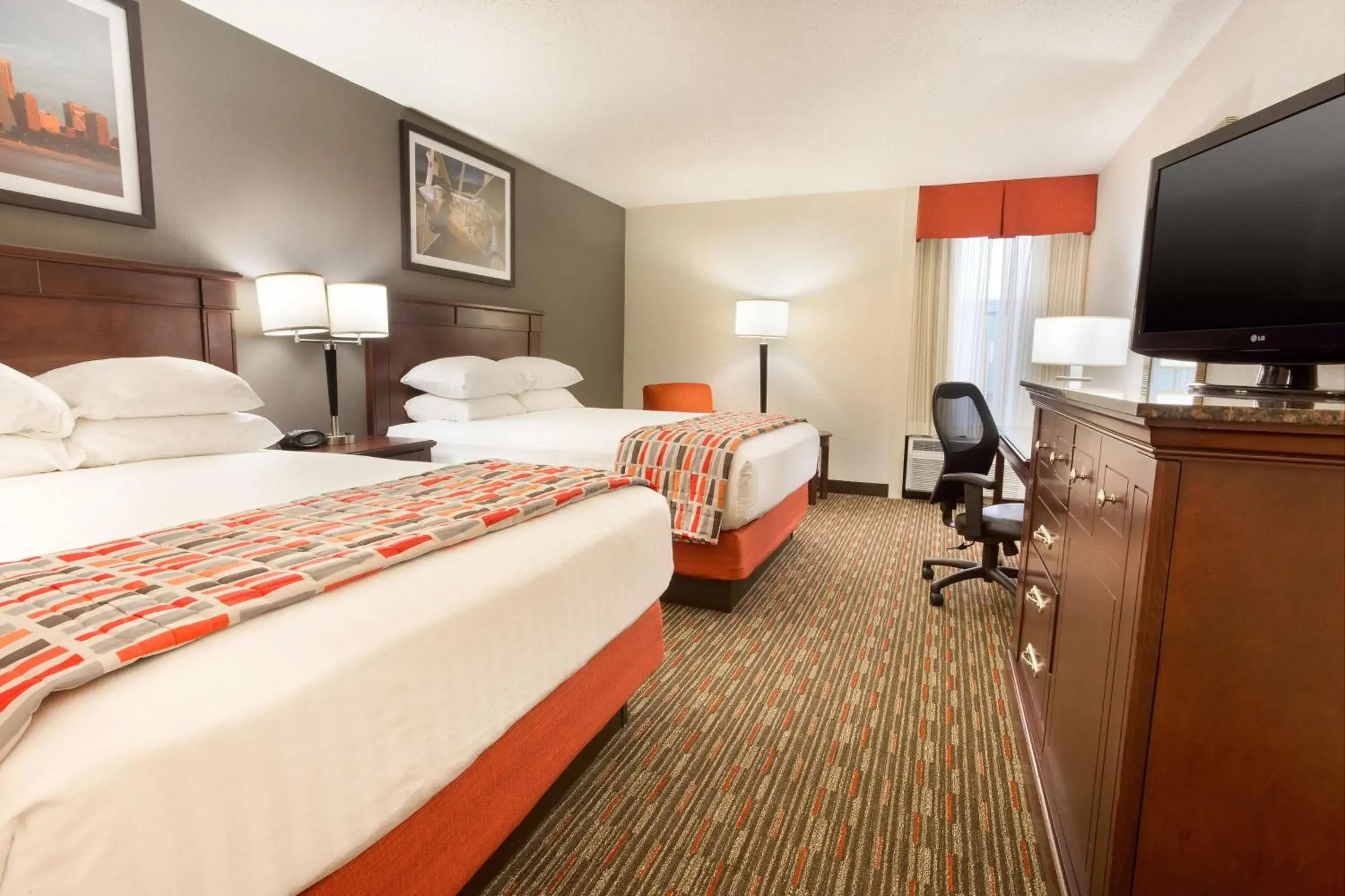 Deluxe Queen Room with Two Queen Beds in Drury Inn & Suites St. Louis Airport Deluxe Queen Room with Two Queen Beds in Drury Inn & Suites St. Louis Airport