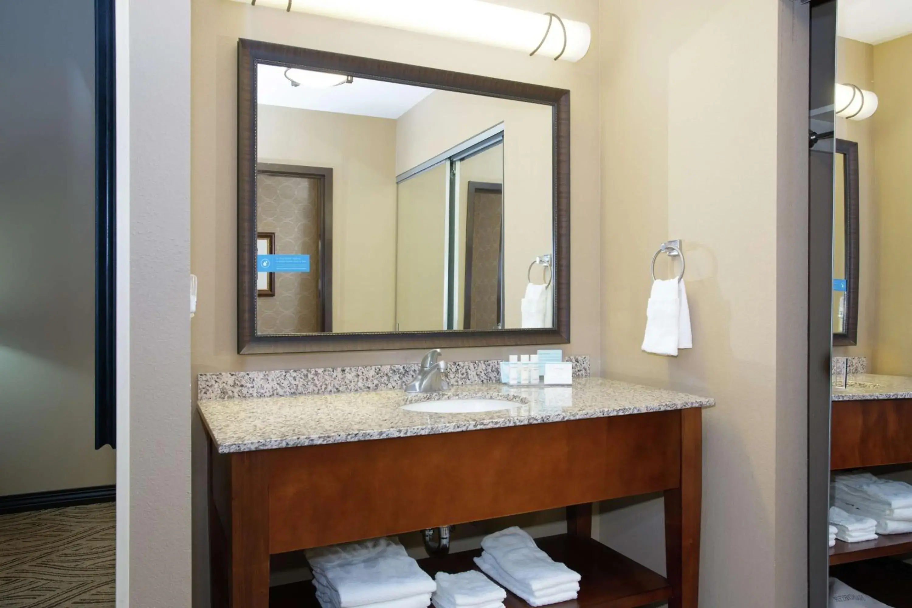 Bathroom in Hampton Inn & Suites I-35/Mulvane Bathroom in Hampton Inn & Suites I-35/Mulvane
