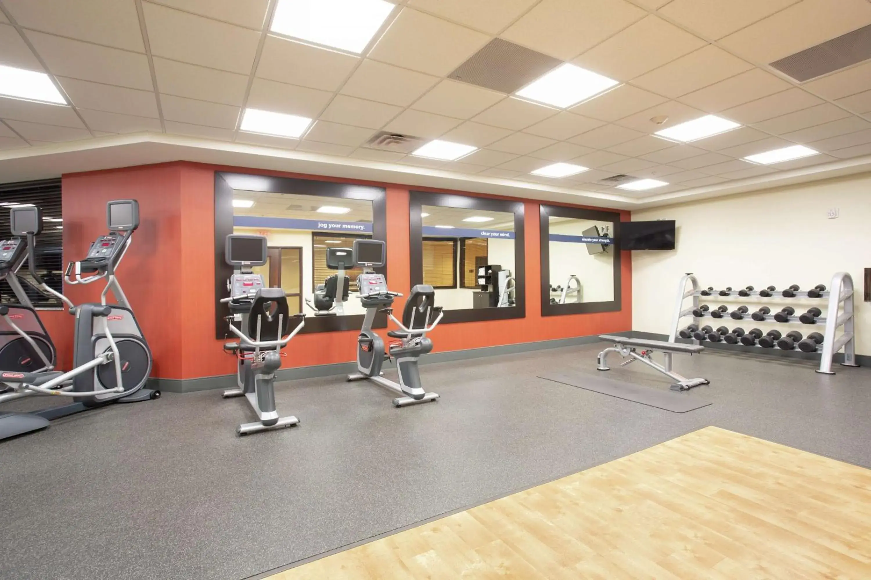 Fitness centre/facilities in Hampton Inn & Suites I-35/Mulvane Fitness centre/facilities in Hampton Inn & Suites I-35/Mulvane