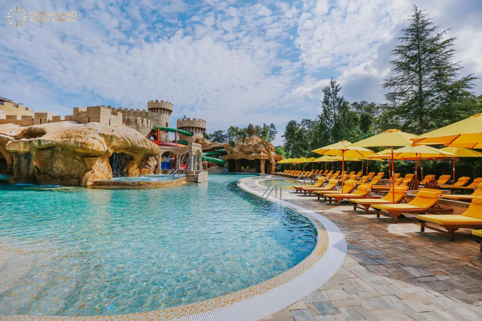 Aqua park in Dreamland Oasis Aparthotel