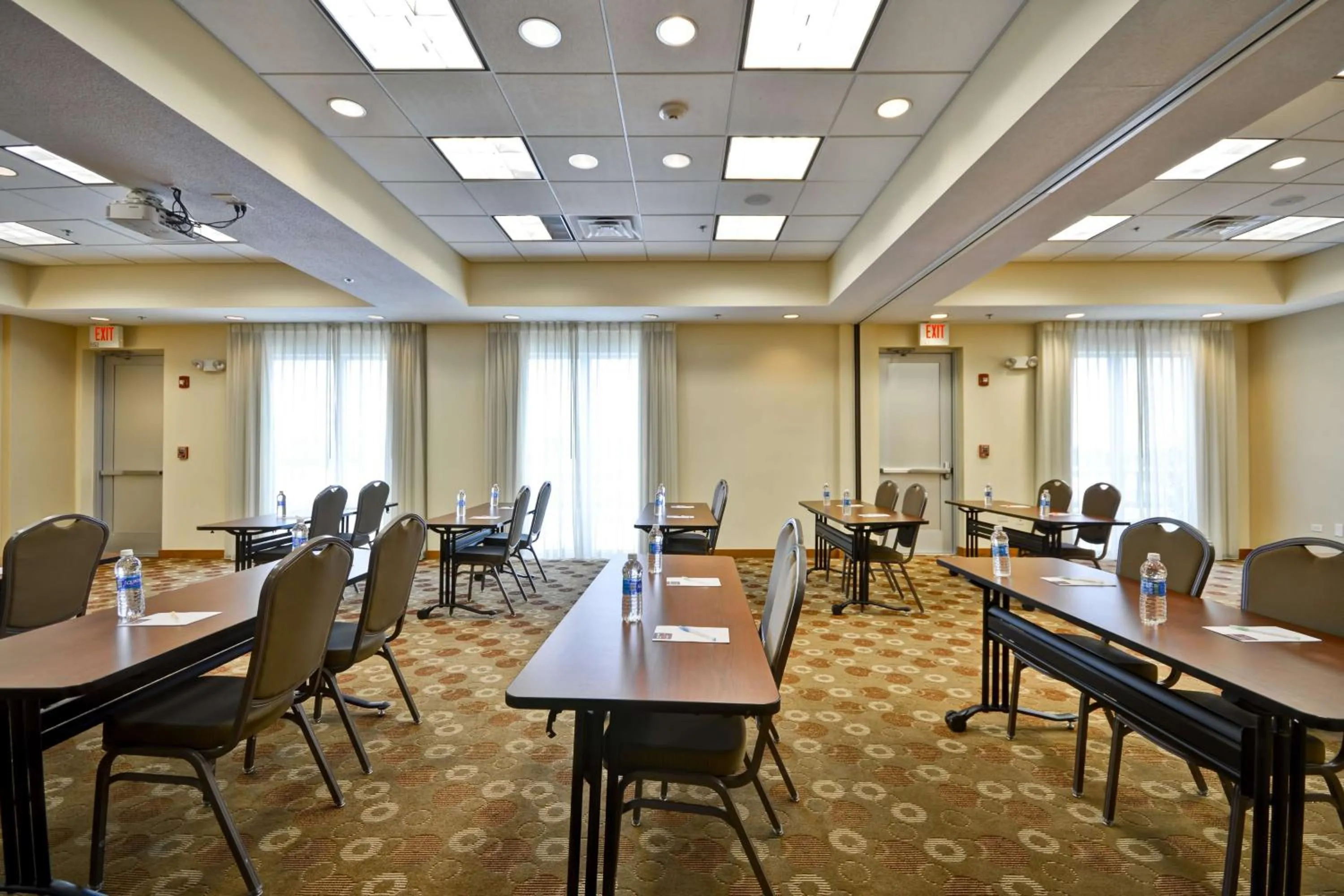 Meeting/conference room in Hyatt Place Chicago/Naperville/Warrenville