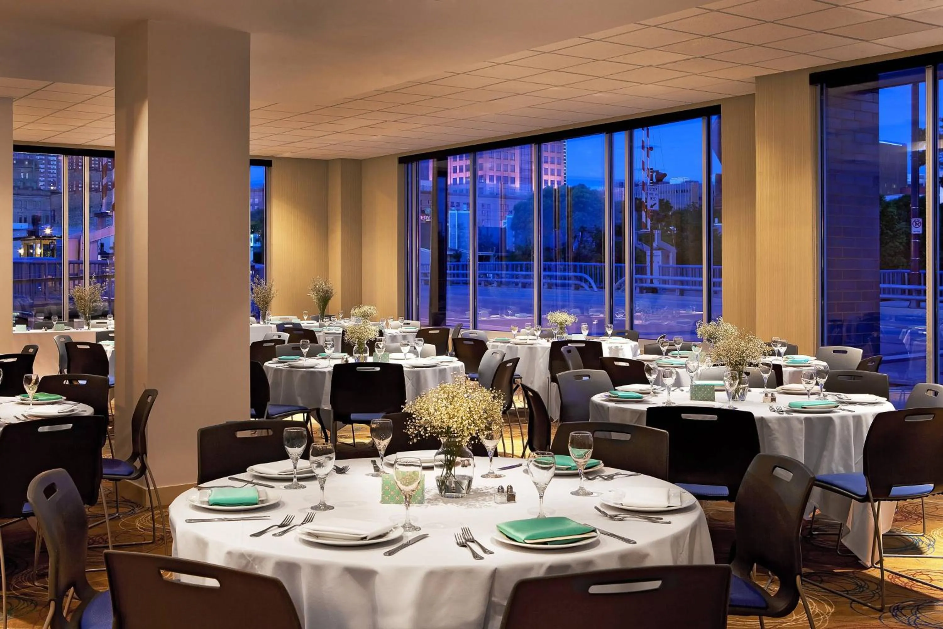 Meeting/conference room in aloft Hotel Milwaukee Downtown