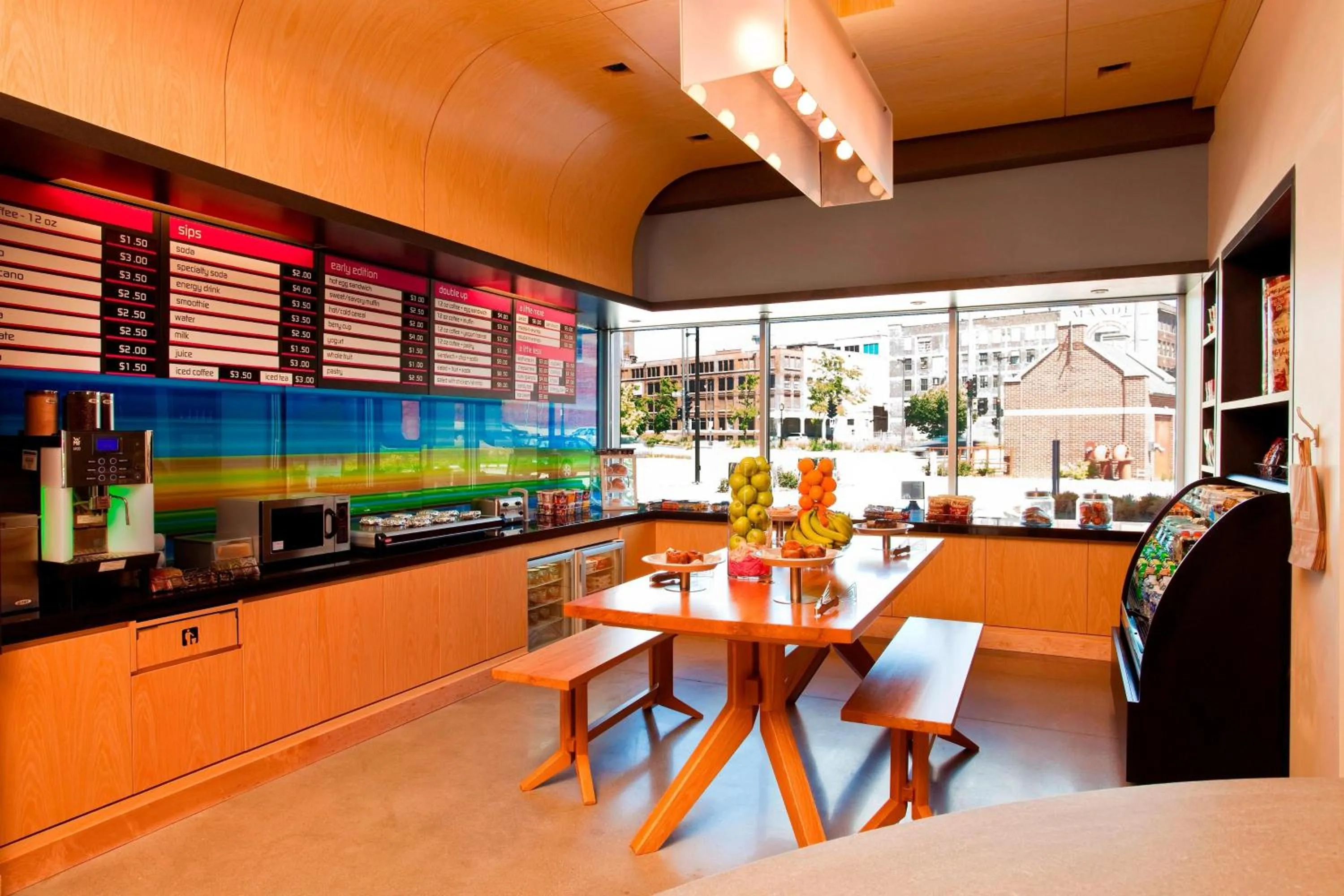 Restaurant/places to eat in aloft Hotel Milwaukee Downtown