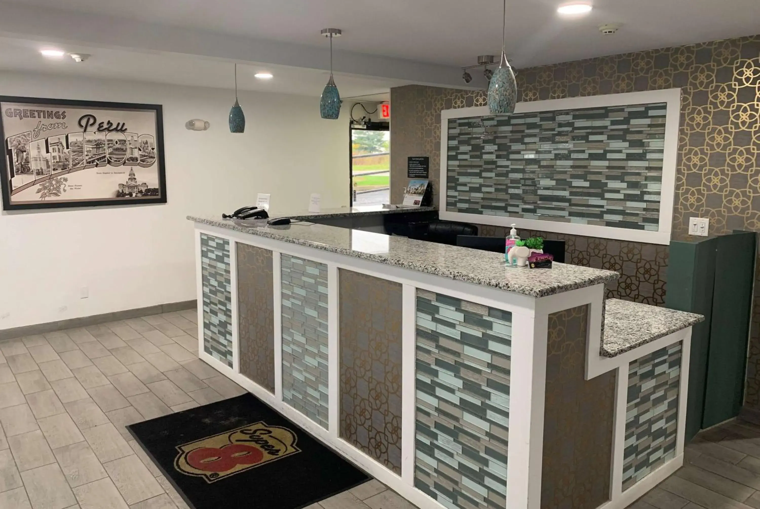 Lobby or reception in Super 8 by Wyndham Peru Starved Rock State Park Lobby or reception in Super 8 by Wyndham Peru Starved Rock State Park