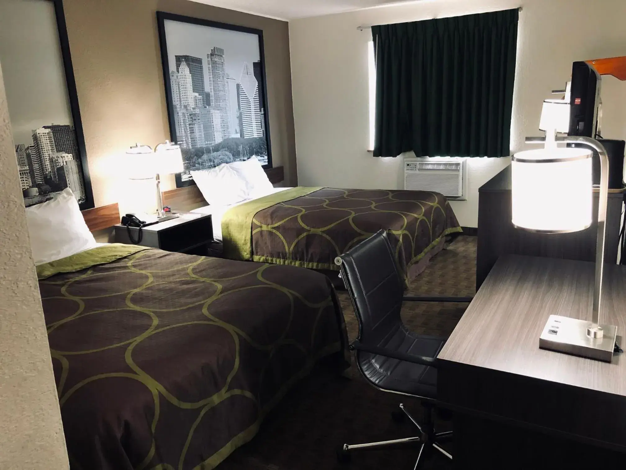 Bed in Super 8 by Wyndham Peru Starved Rock State Park Bed in Super 8 by Wyndham Peru Starved Rock State Park