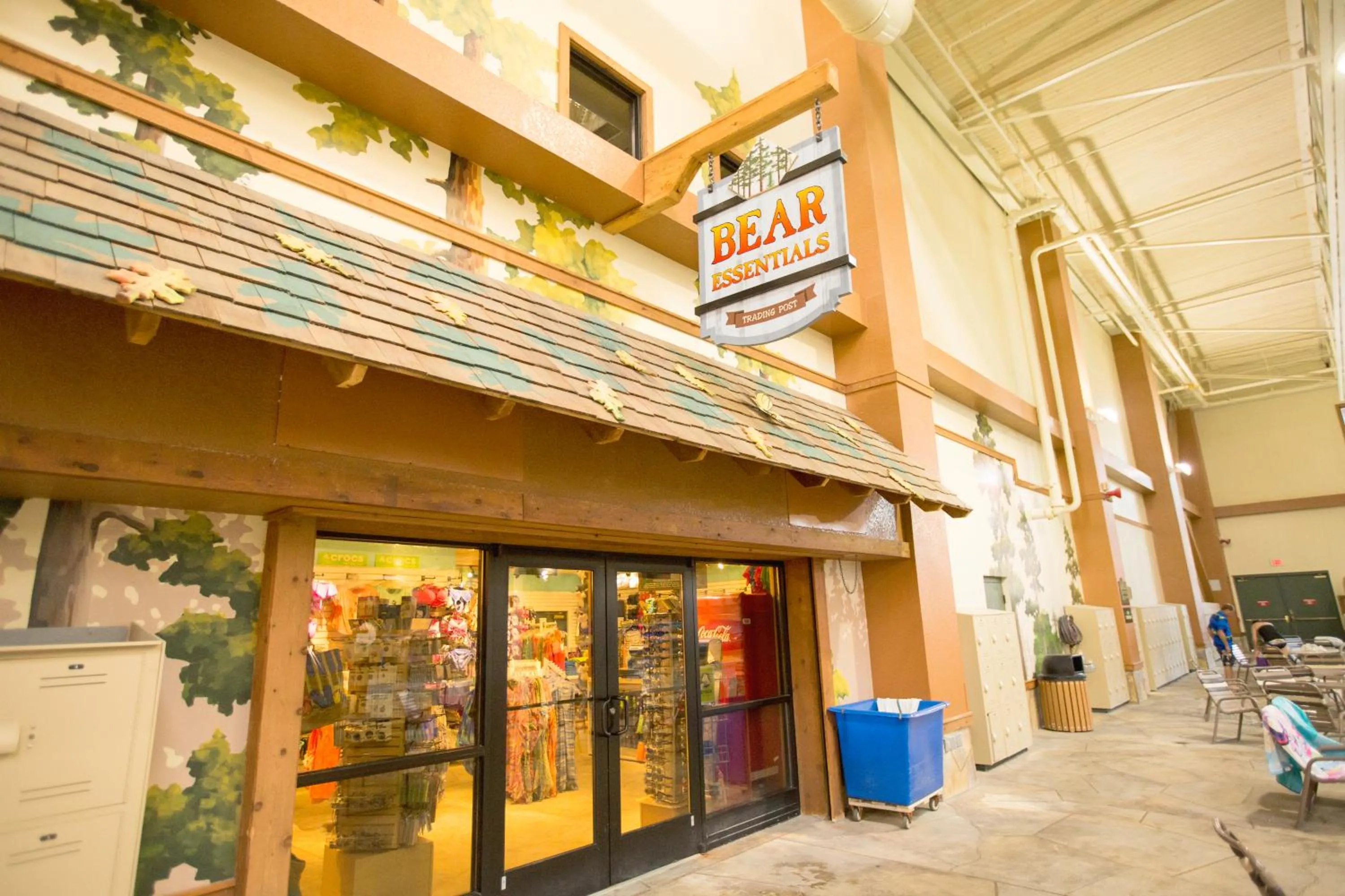 On-site shops in Great Wolf Lodge New England