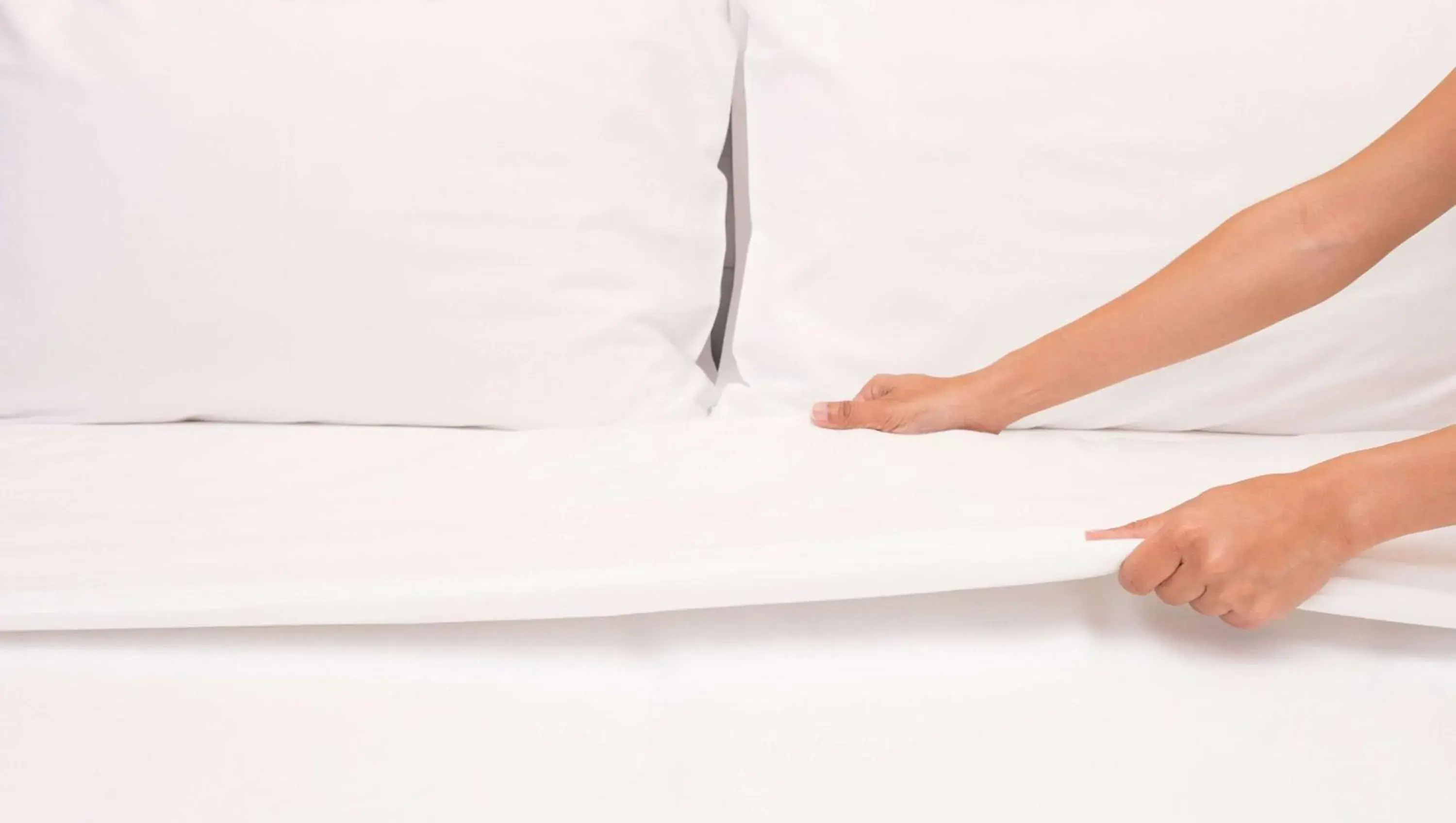 Photo of the whole room in Magnuson Grand Rushmore View Photo of the whole room in Magnuson Grand Rushmore View