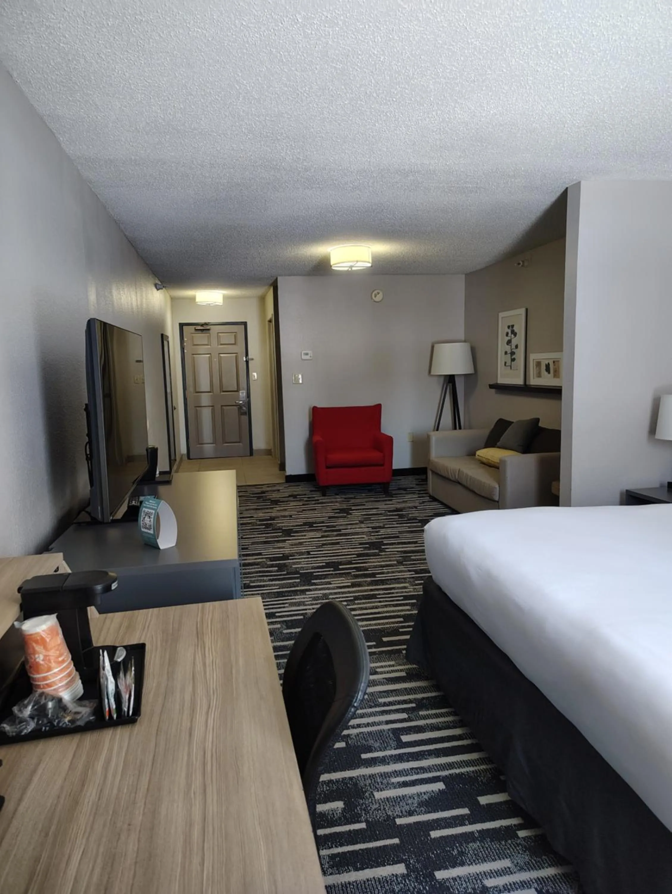 Bed in Country Inn & Suites by Radisson, Indianapolis South, IN