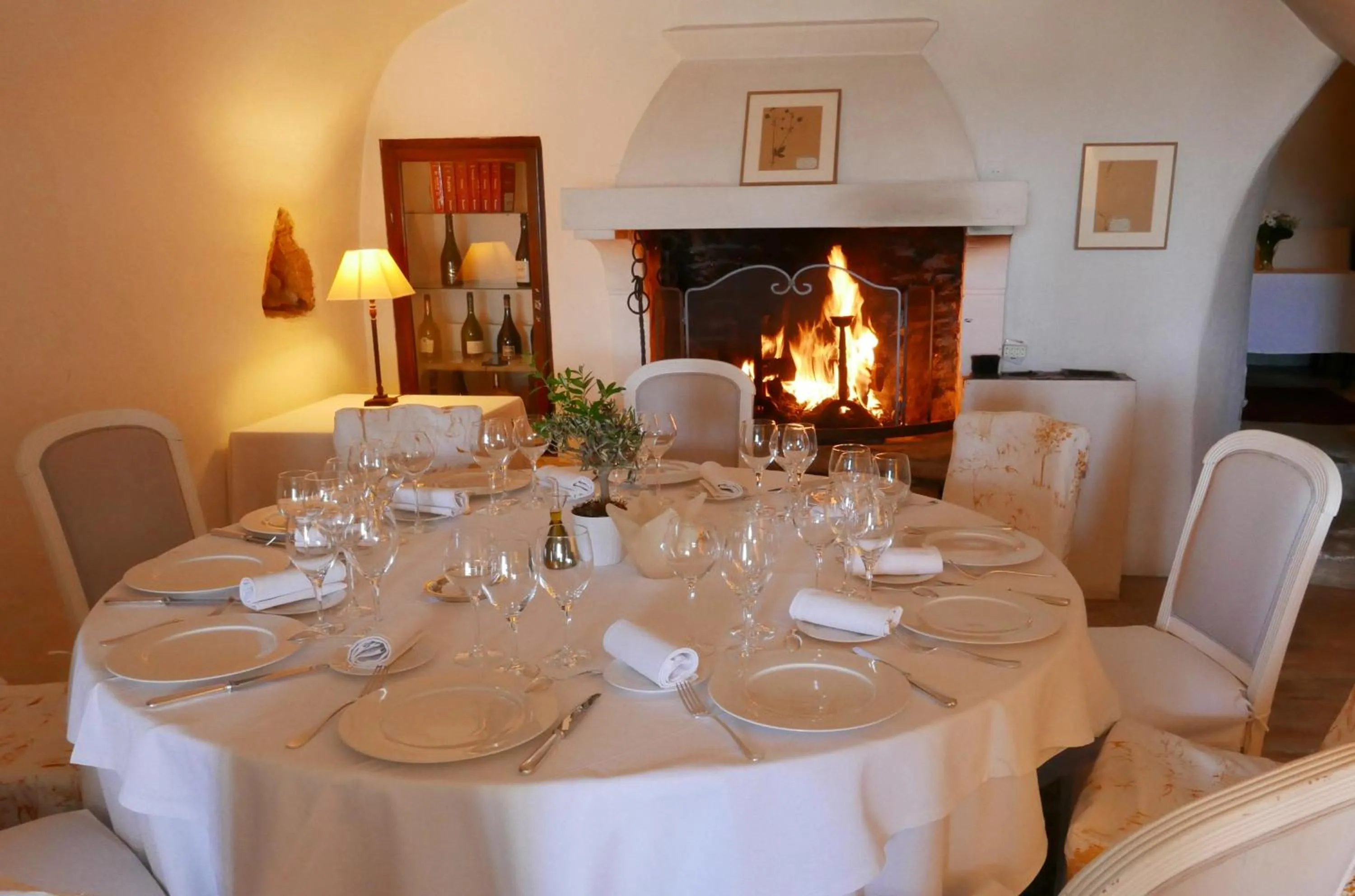 Restaurant/places to eat in Hotel Les Bories & Spa