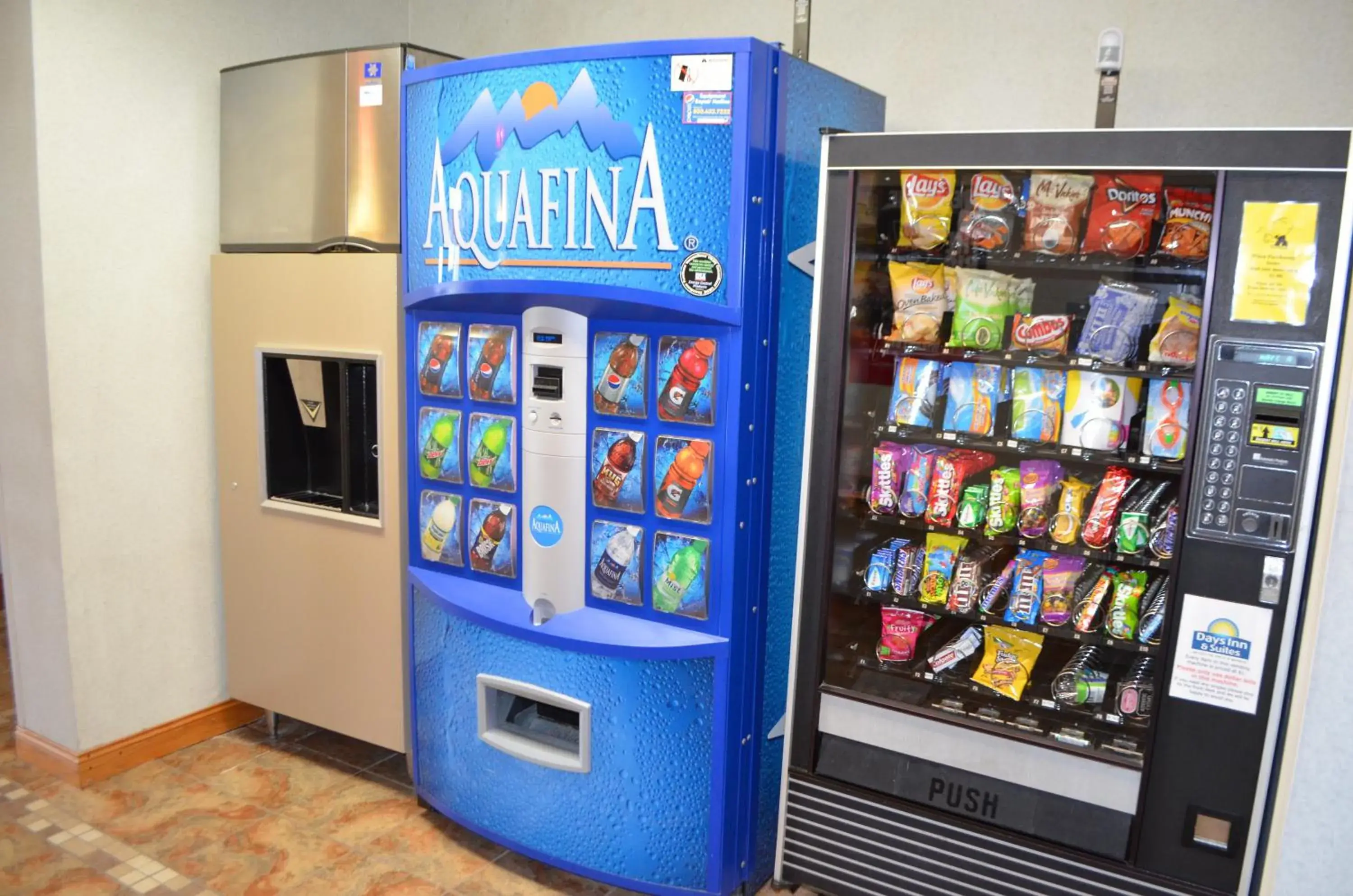 Food in Days Inn & Suites by Wyndham Madison Food in Days Inn & Suites by Wyndham Madison