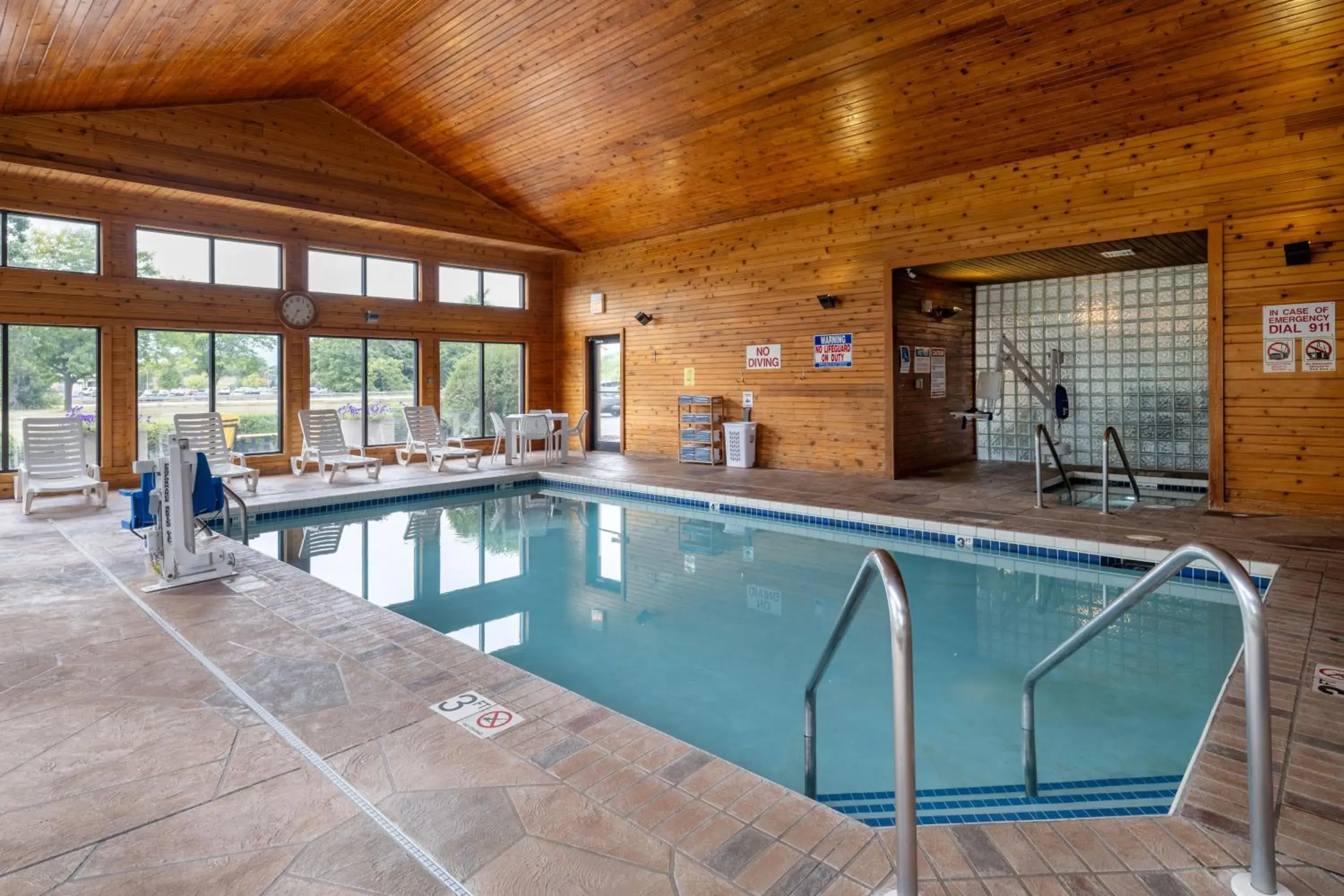 Pool view in Days Inn & Suites by Wyndham Madison Pool view in Days Inn & Suites by Wyndham Madison