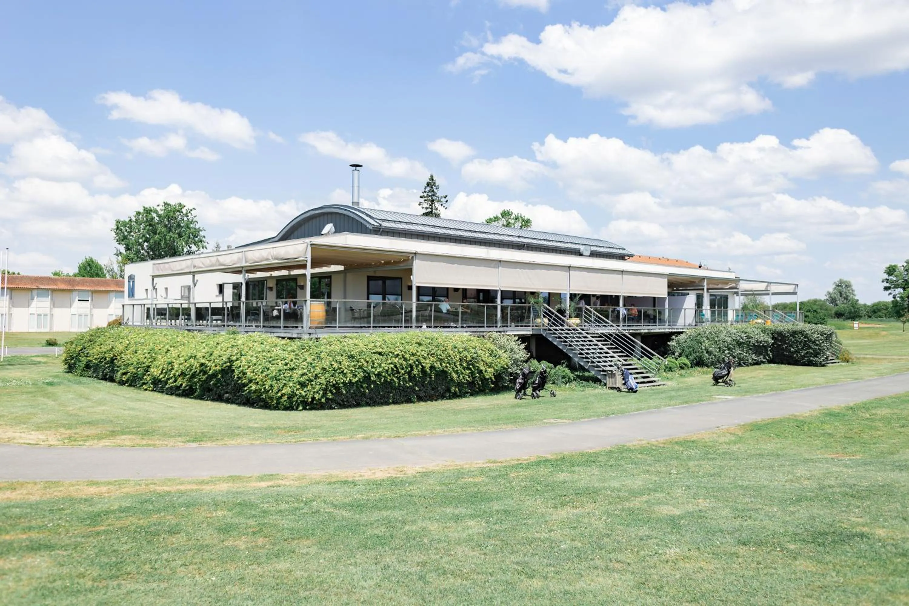 Patio in Relais de Margaux - Hôtel, Golf & Spa
