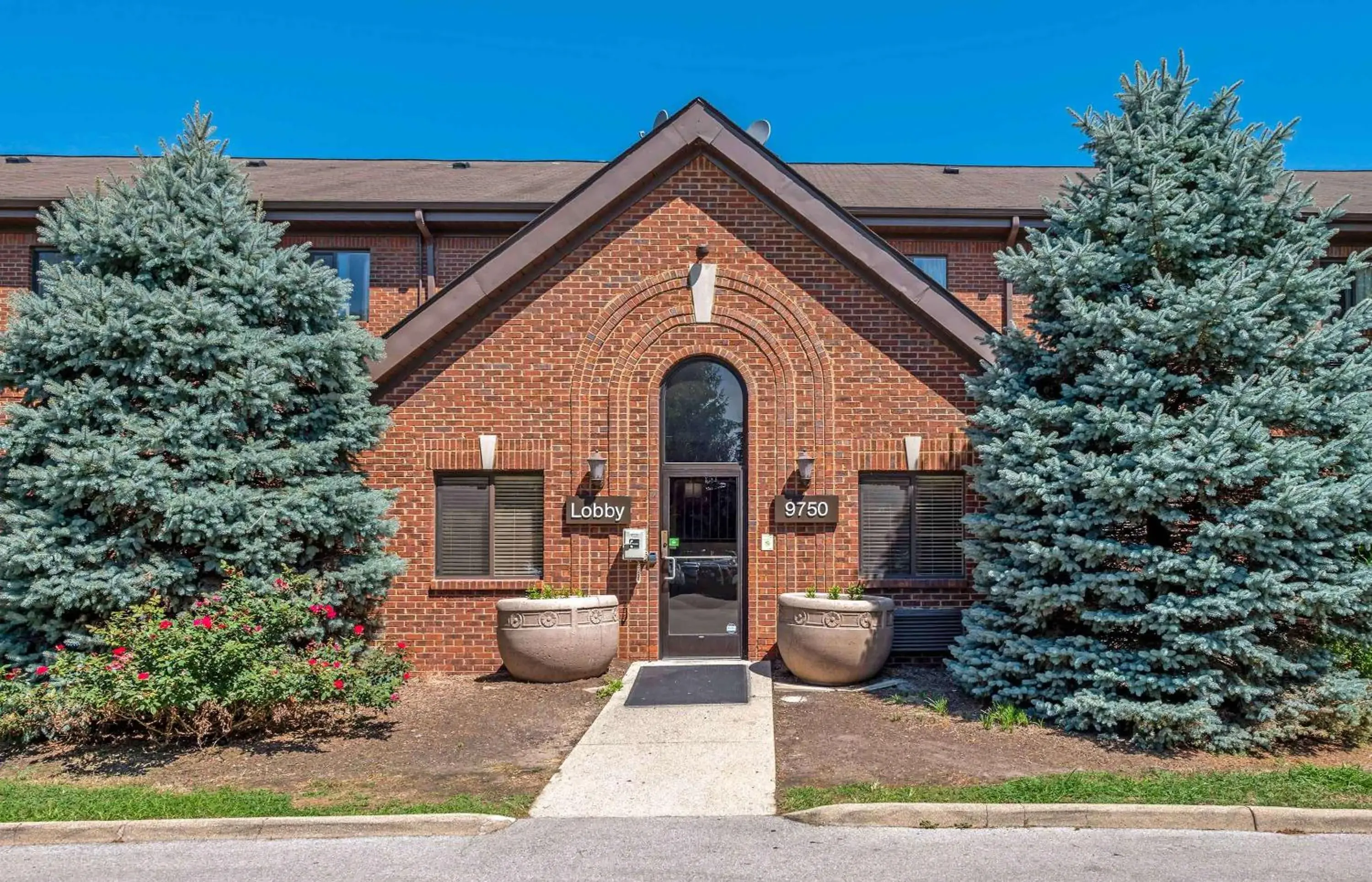 Property building in Extended Stay America Select Suites - Indianapolis - North - Carmel Property building in Extended Stay America Select Suites - Indianapolis - North - Carmel