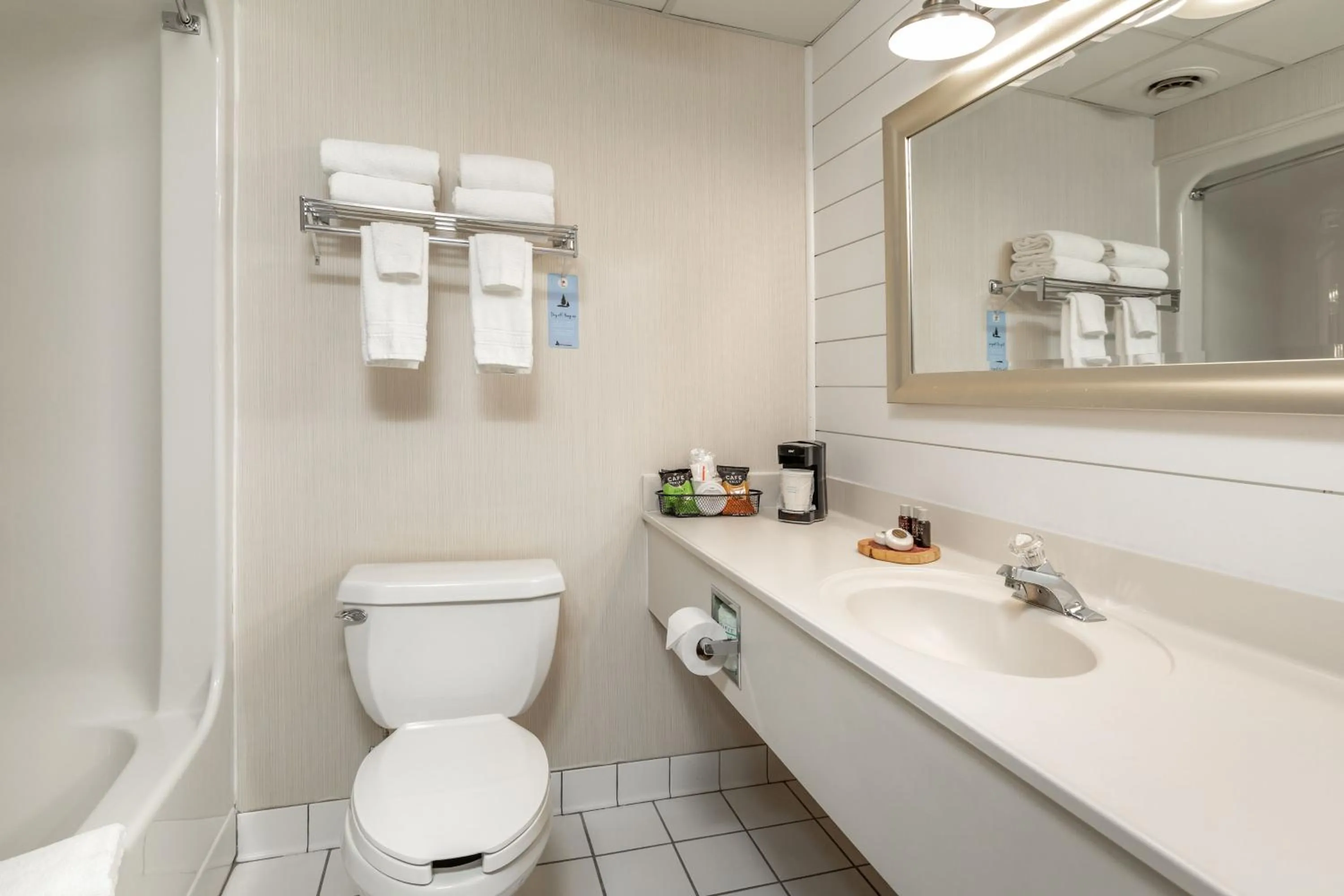 Bathroom in THE BRANSINN Entertainment District