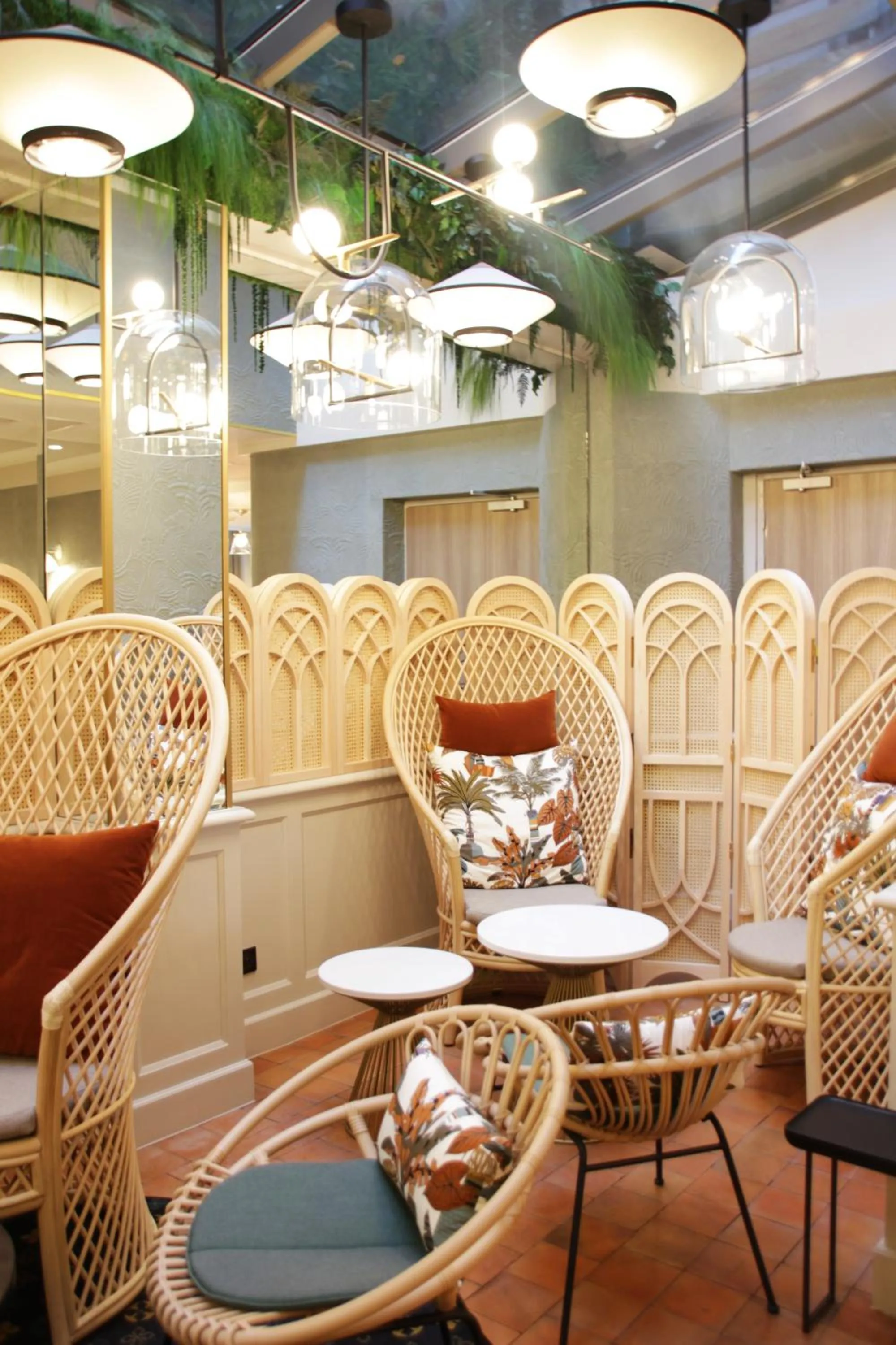 Restaurant/places to eat in Mercure Paris Notre Dame Saint Germain des Prés