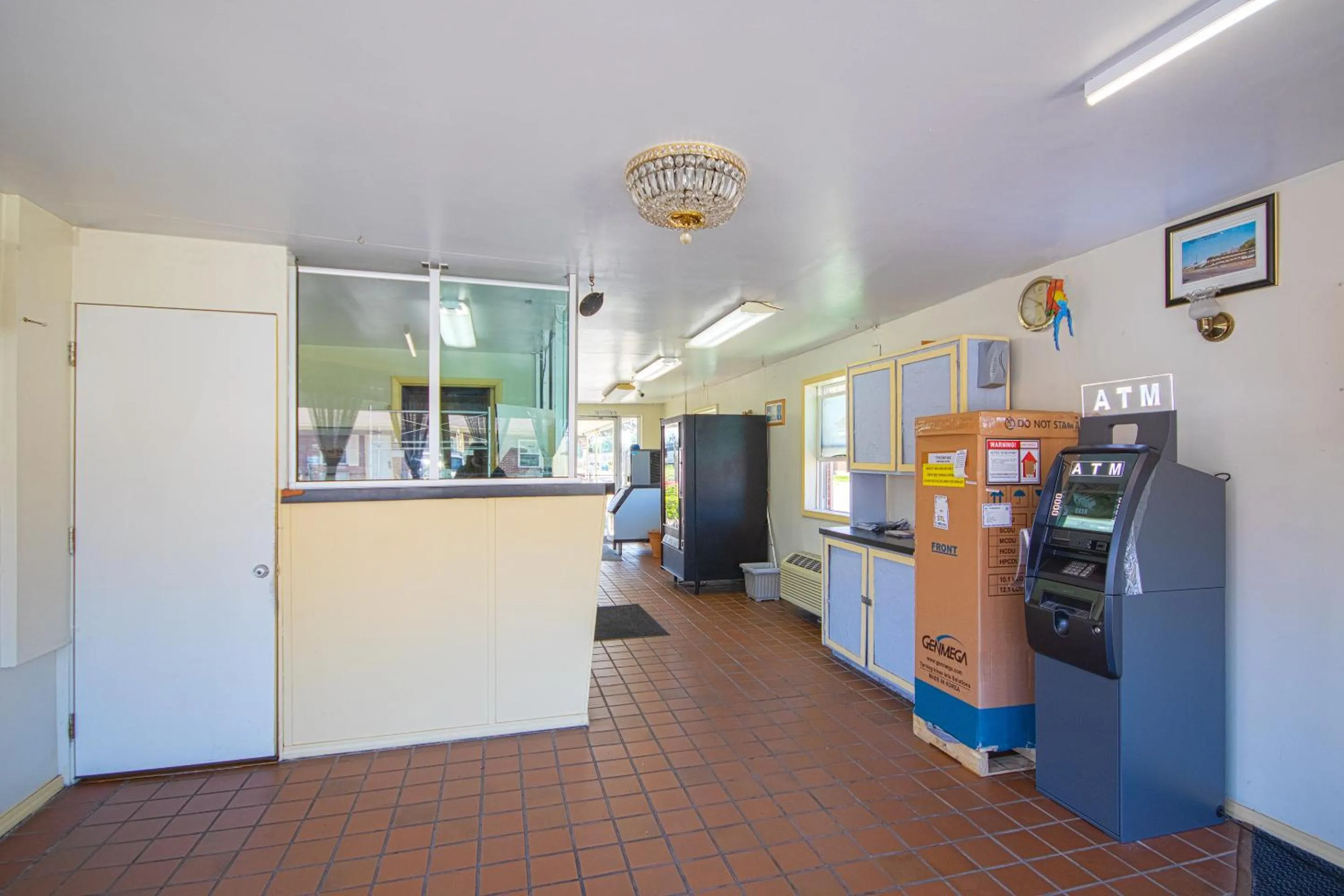 Lobby or reception, Lobby/Reception in Centralia Motel near Downtown by OYO