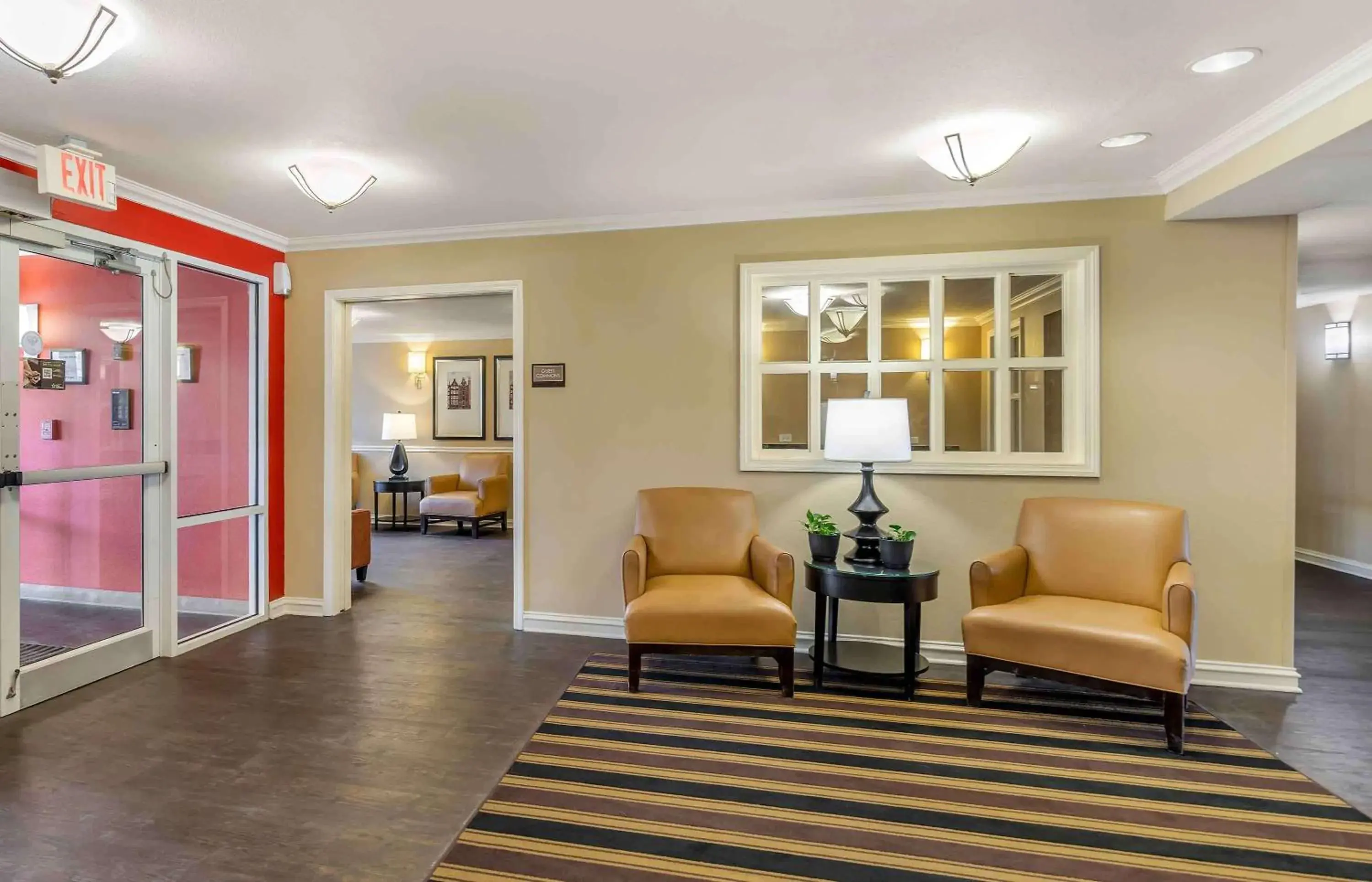 Lobby or reception in Extended Stay America Select Suites - Chicago - Vernon Hills - Lincolnshire Lobby or reception in Extended Stay America Select Suites - Chicago - Vernon Hills - Lincolnshire